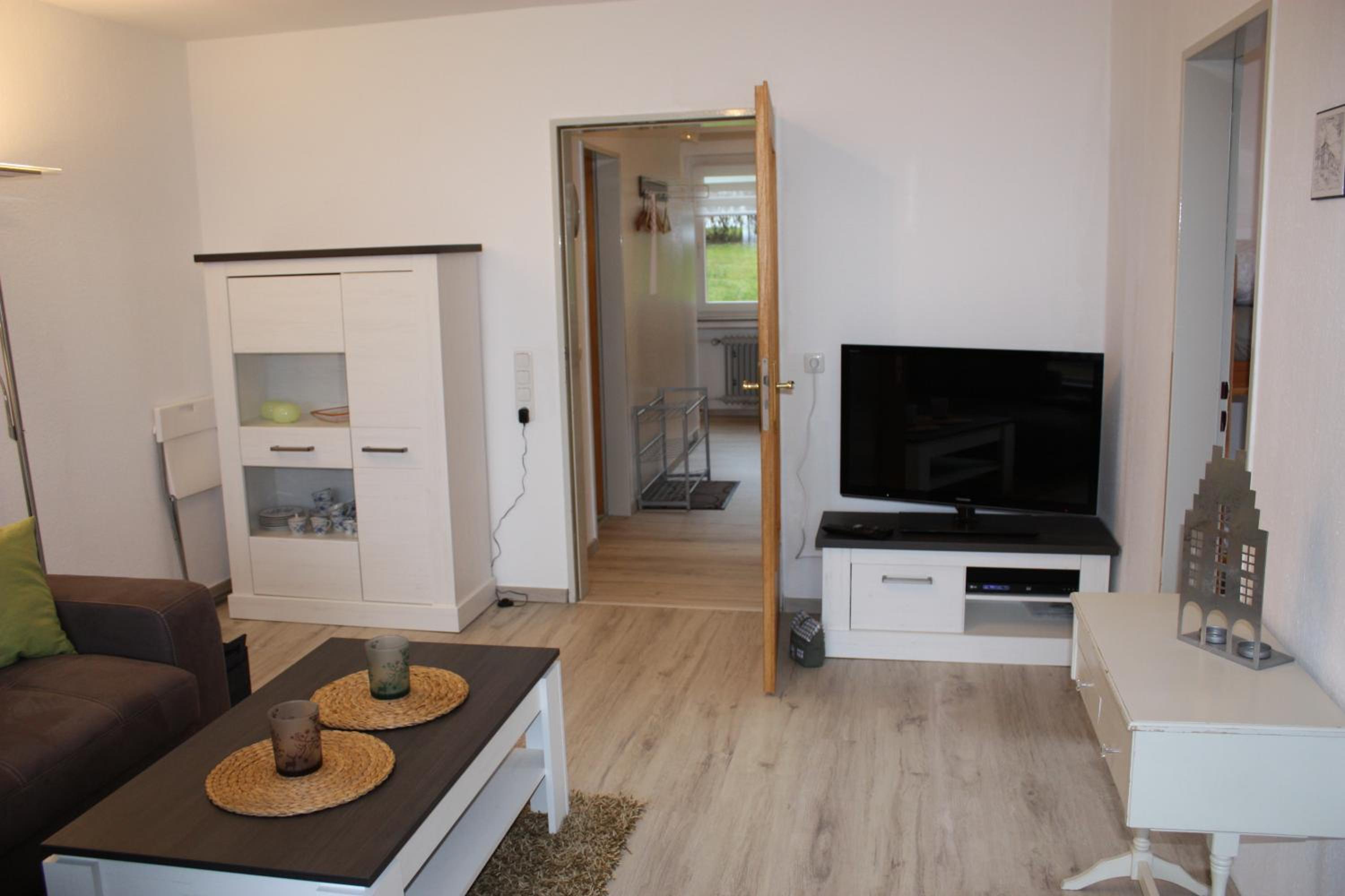 Apartment photo 2