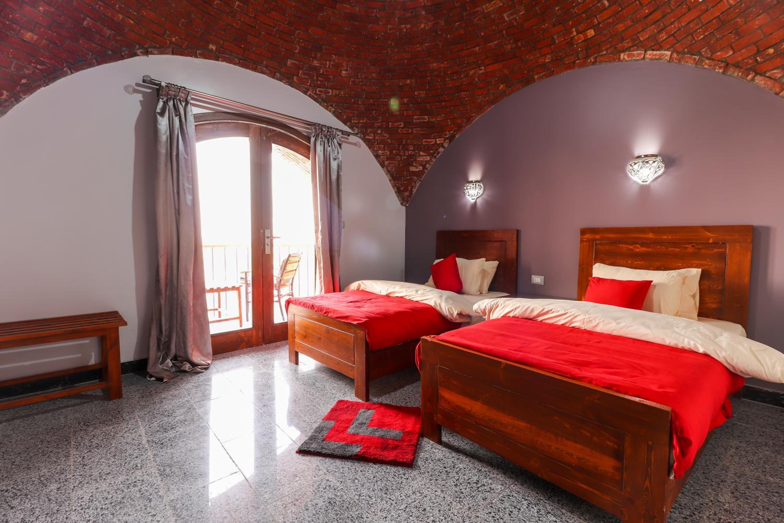Standard Twin Room with Sea View photo 2