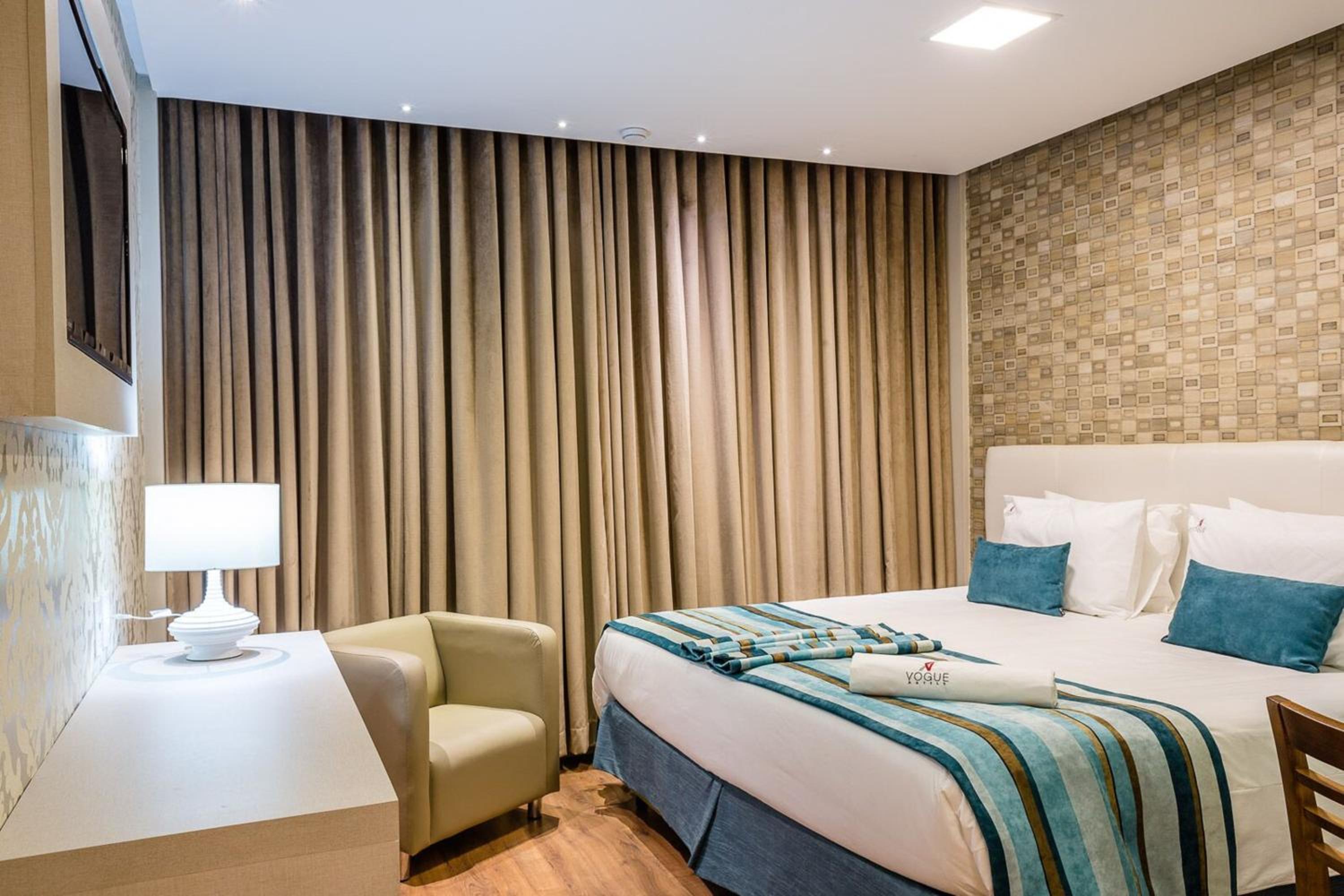 Superior King Room photo 1