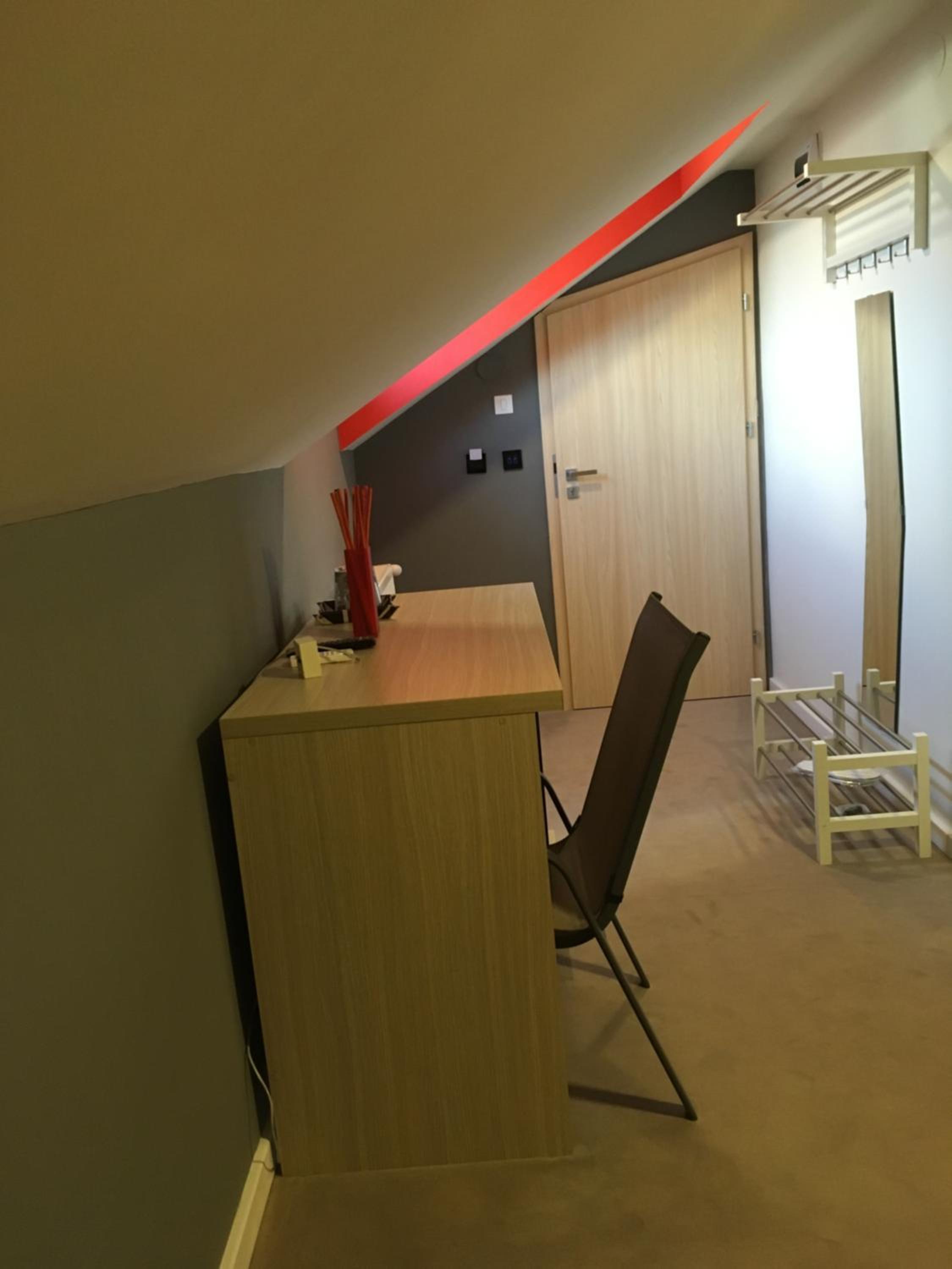 Standard King Room - Photo 3