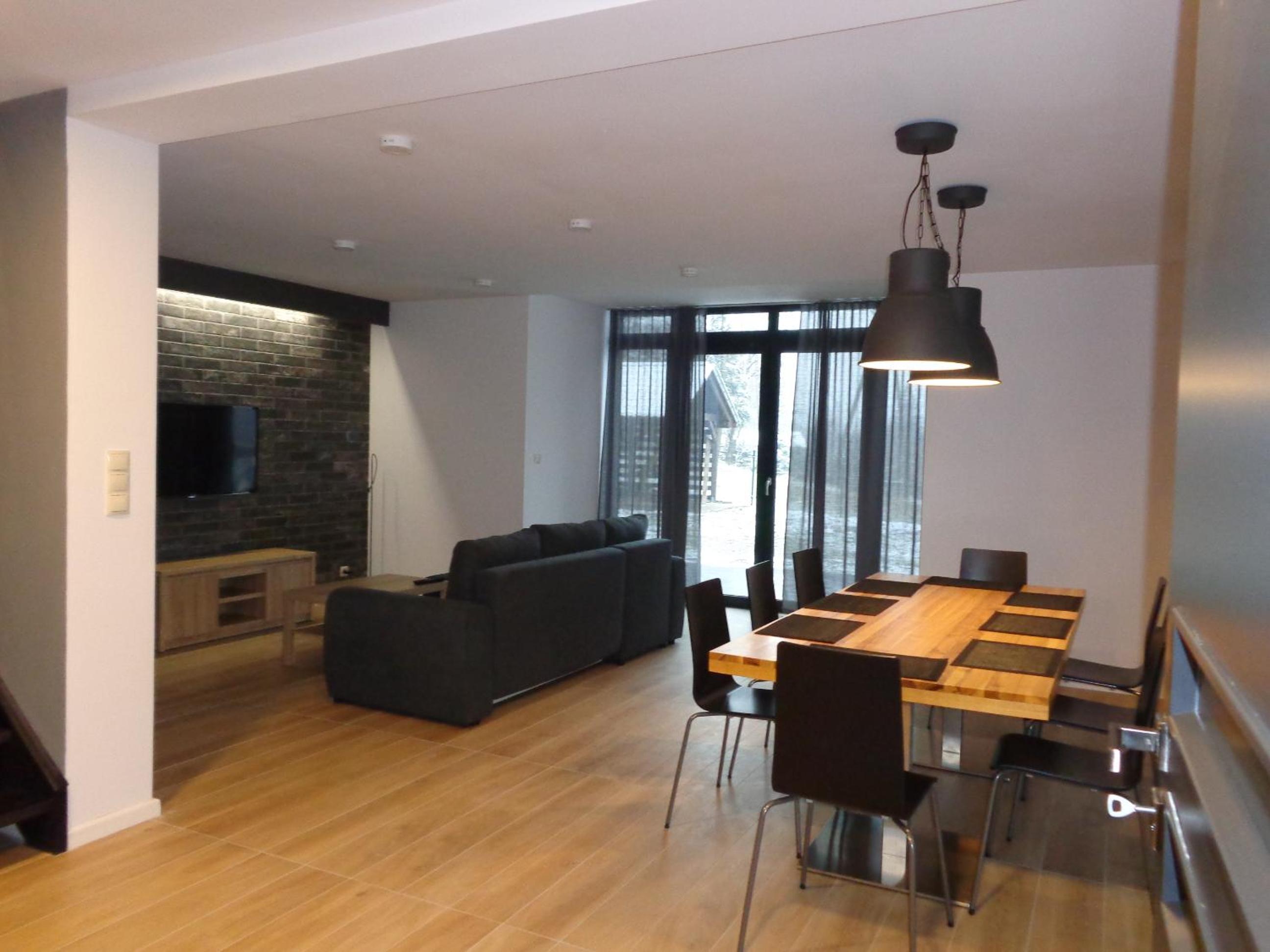 Three-Bedroom Chalet - Photo 8