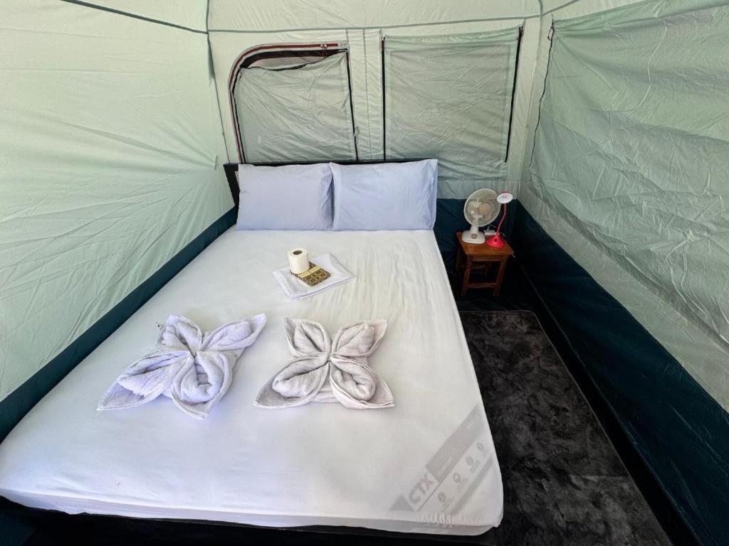 Tent Three  photo 3