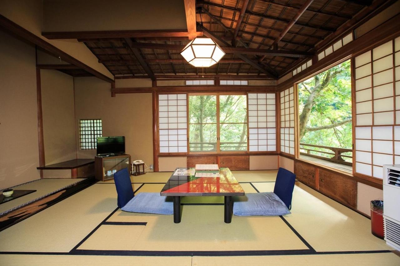 "Seseragi" with Shared Bathroom