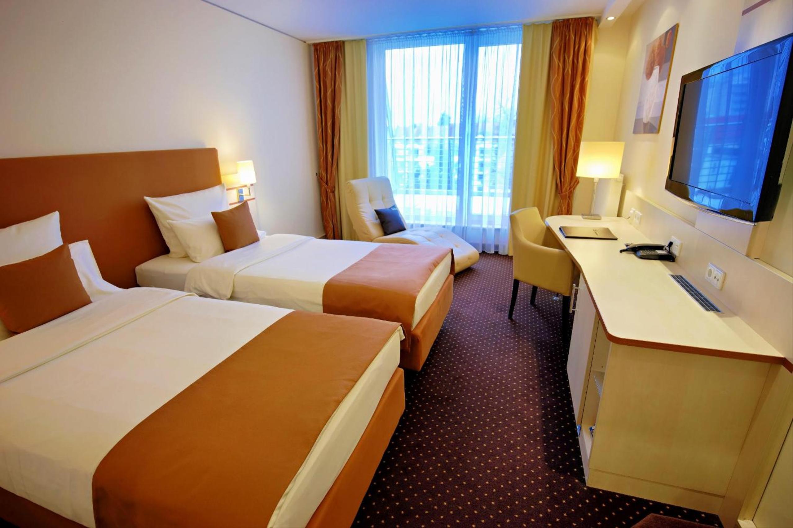 Twin Room with Balcony