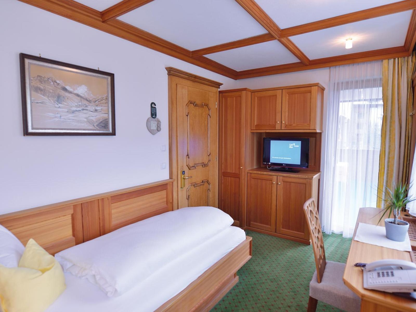 Single Room photo 1