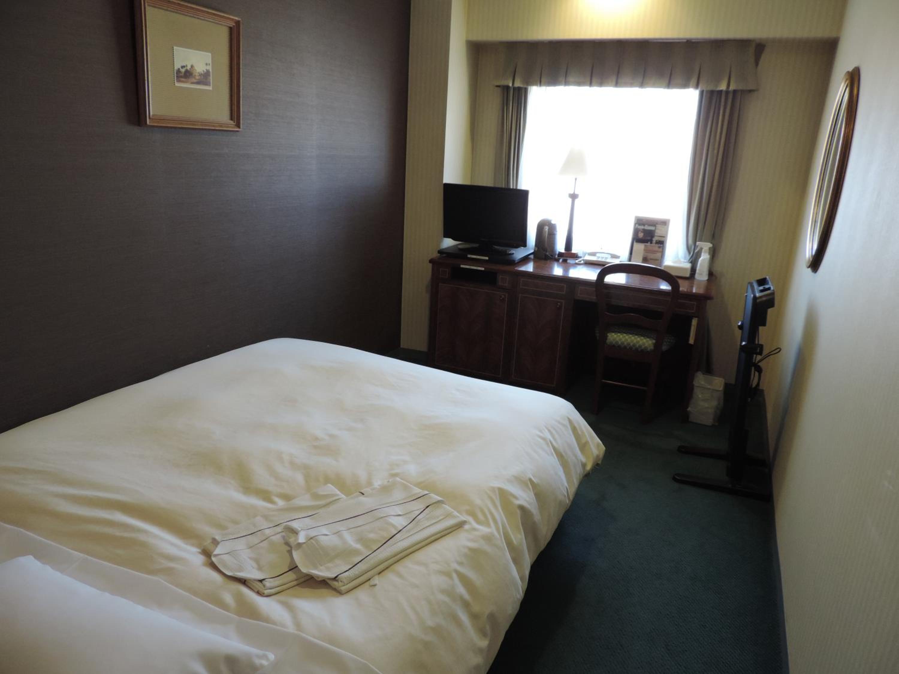 Double Room with Small Double Bed - Non-Smoking - Photo 1
