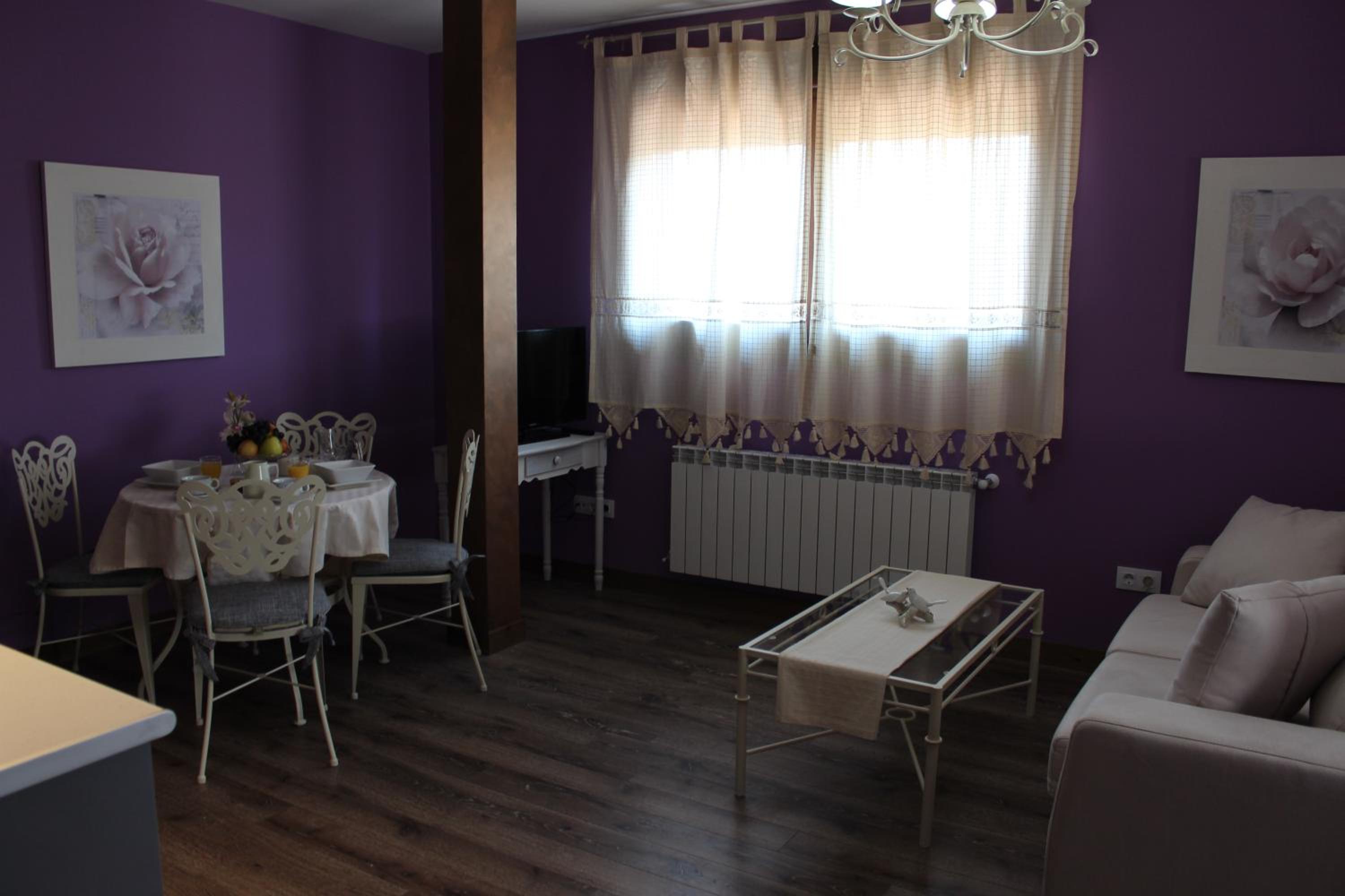 Apartment with Mountain View - Violeta - Photo 11