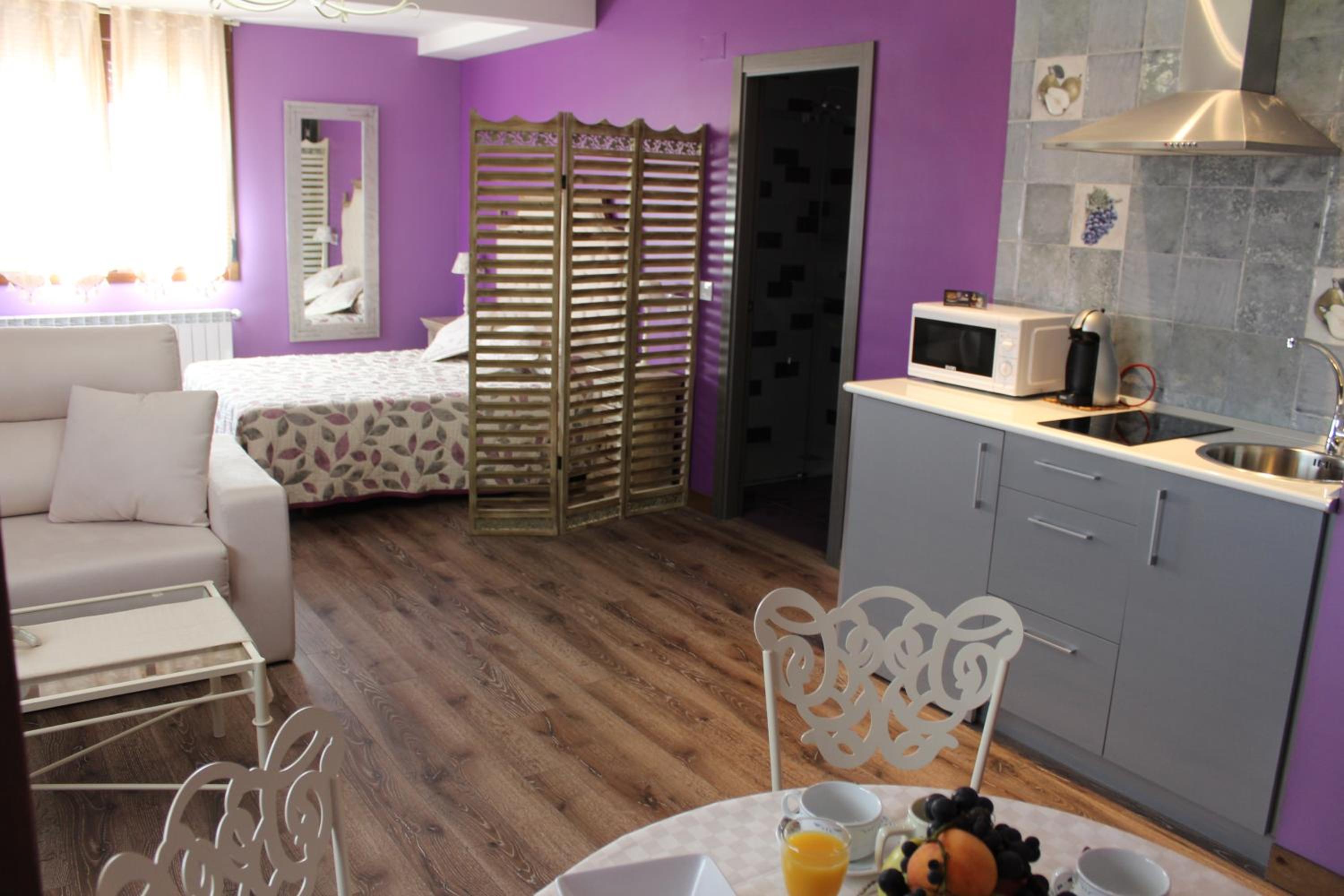 Apartment with Mountain View - Violeta - Photo 1