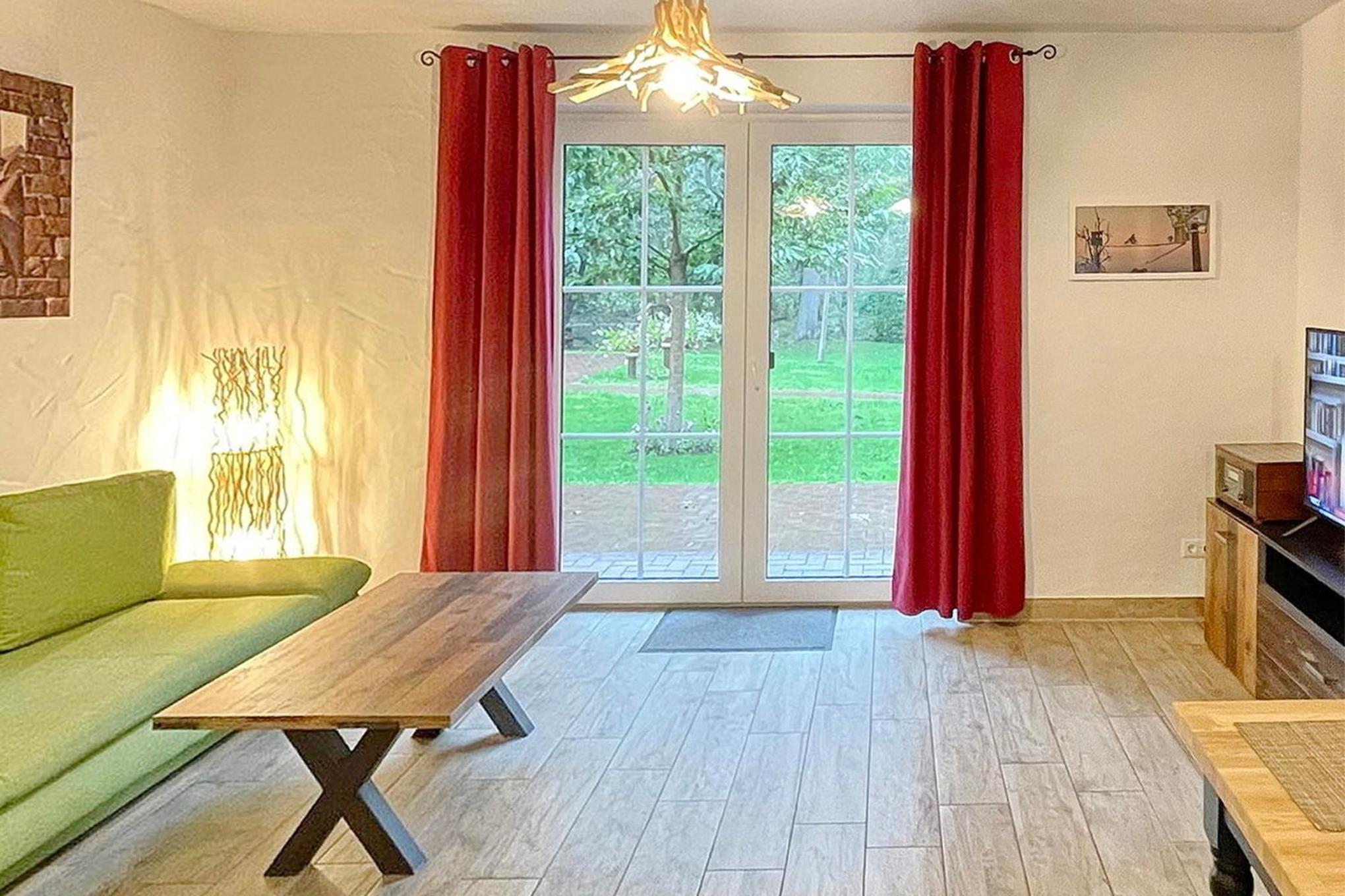 Apartment photo 2