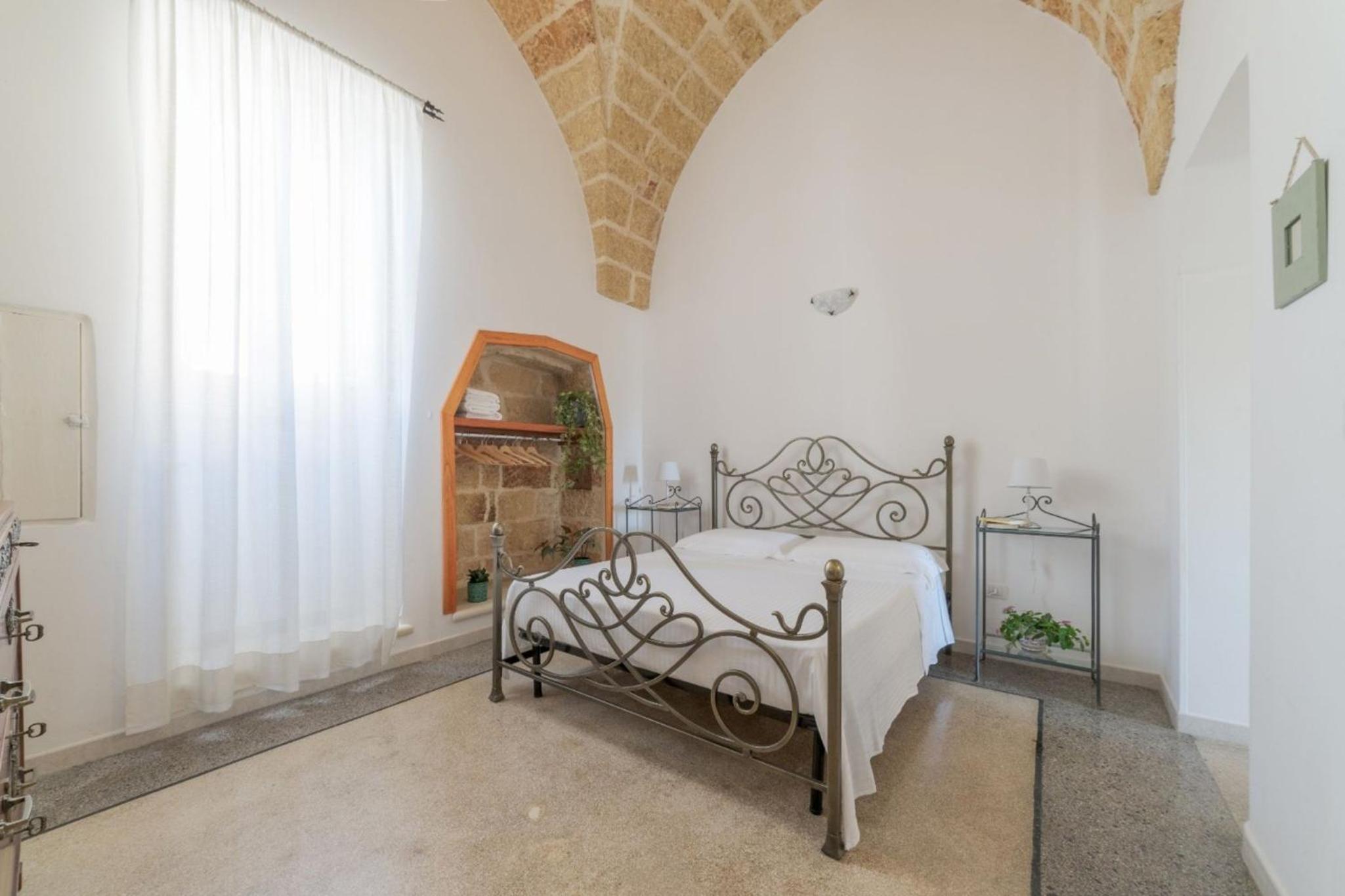One-Bedroom Apartment with Garden View photo 3