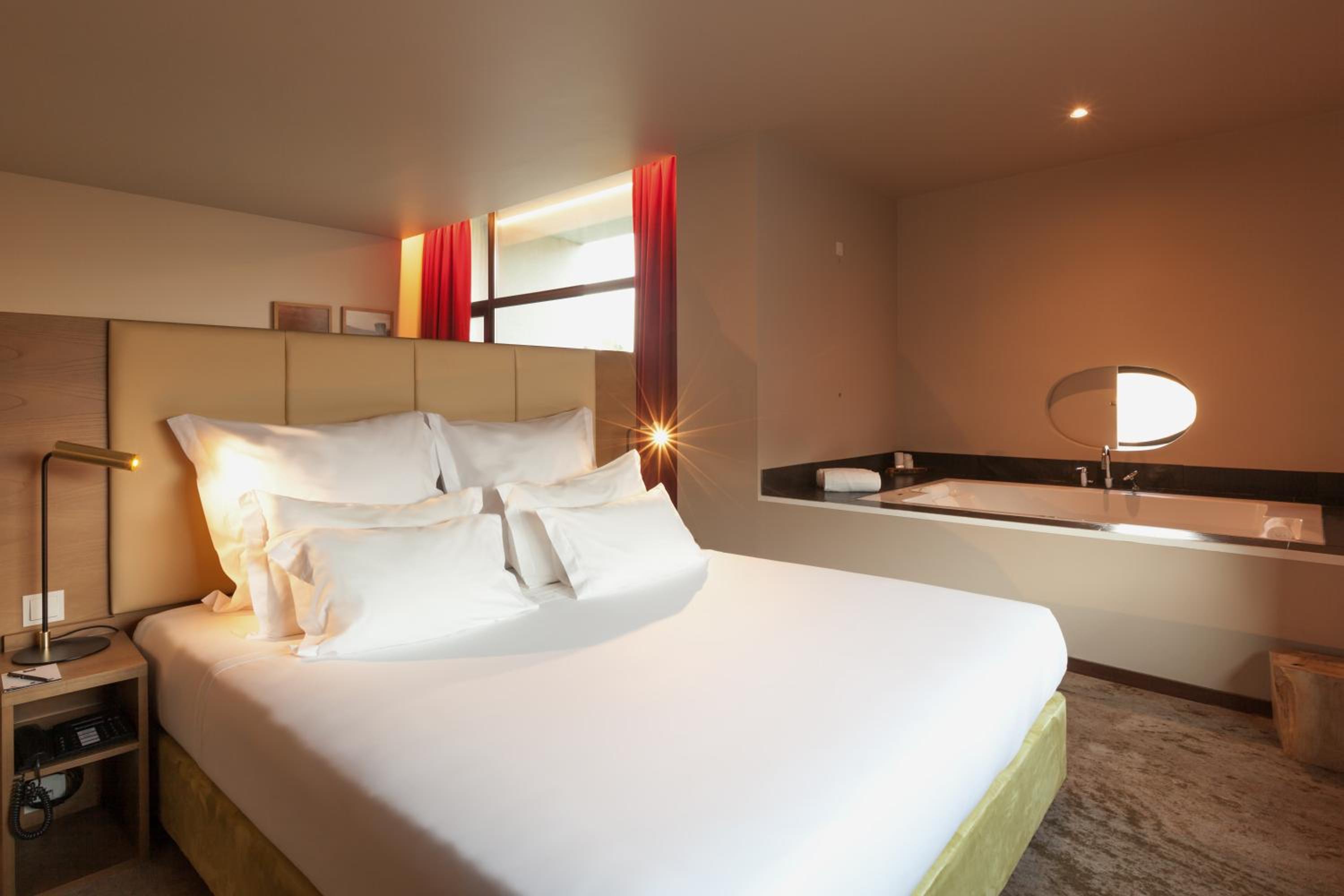 King Suite - Photo 5