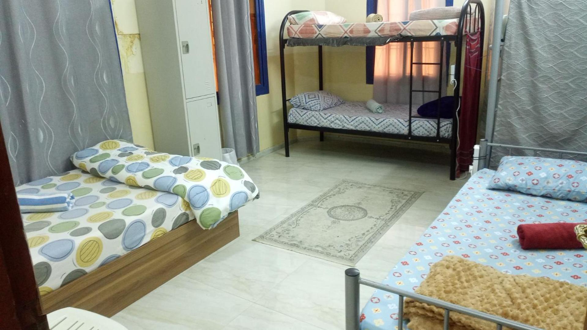 Bed in 6-Bed Dormitory Room photo 1