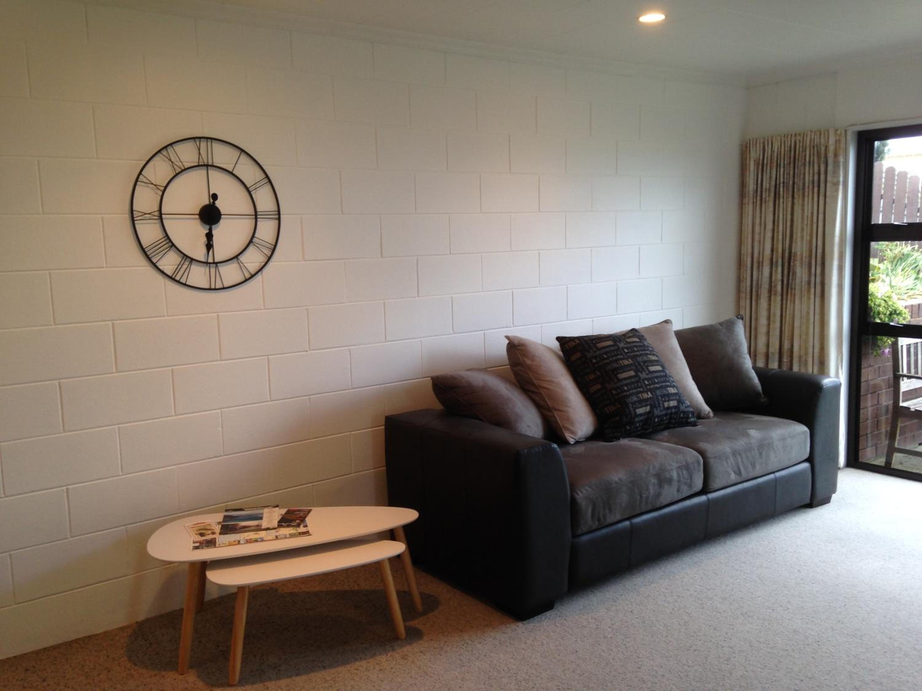 Studio Apartment - Photo 7