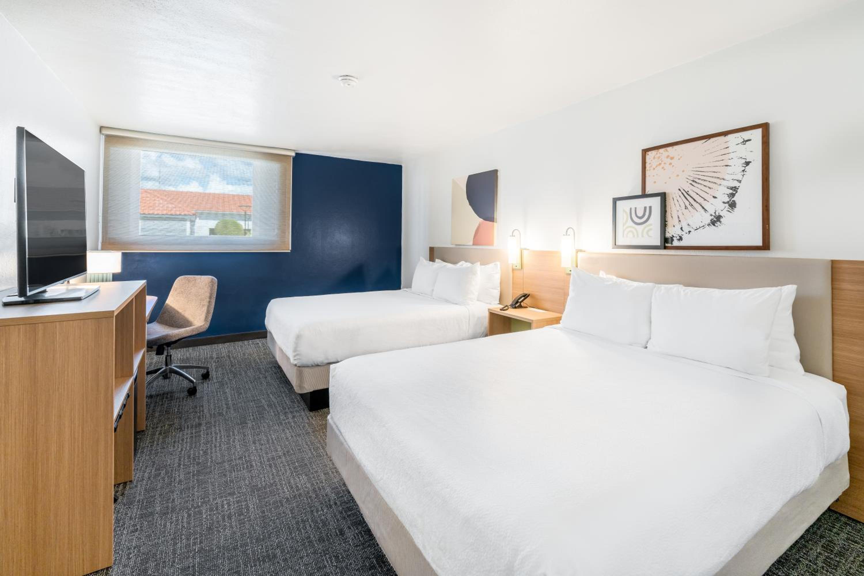 Queen Room with Two Queen Beds - Photo 1
