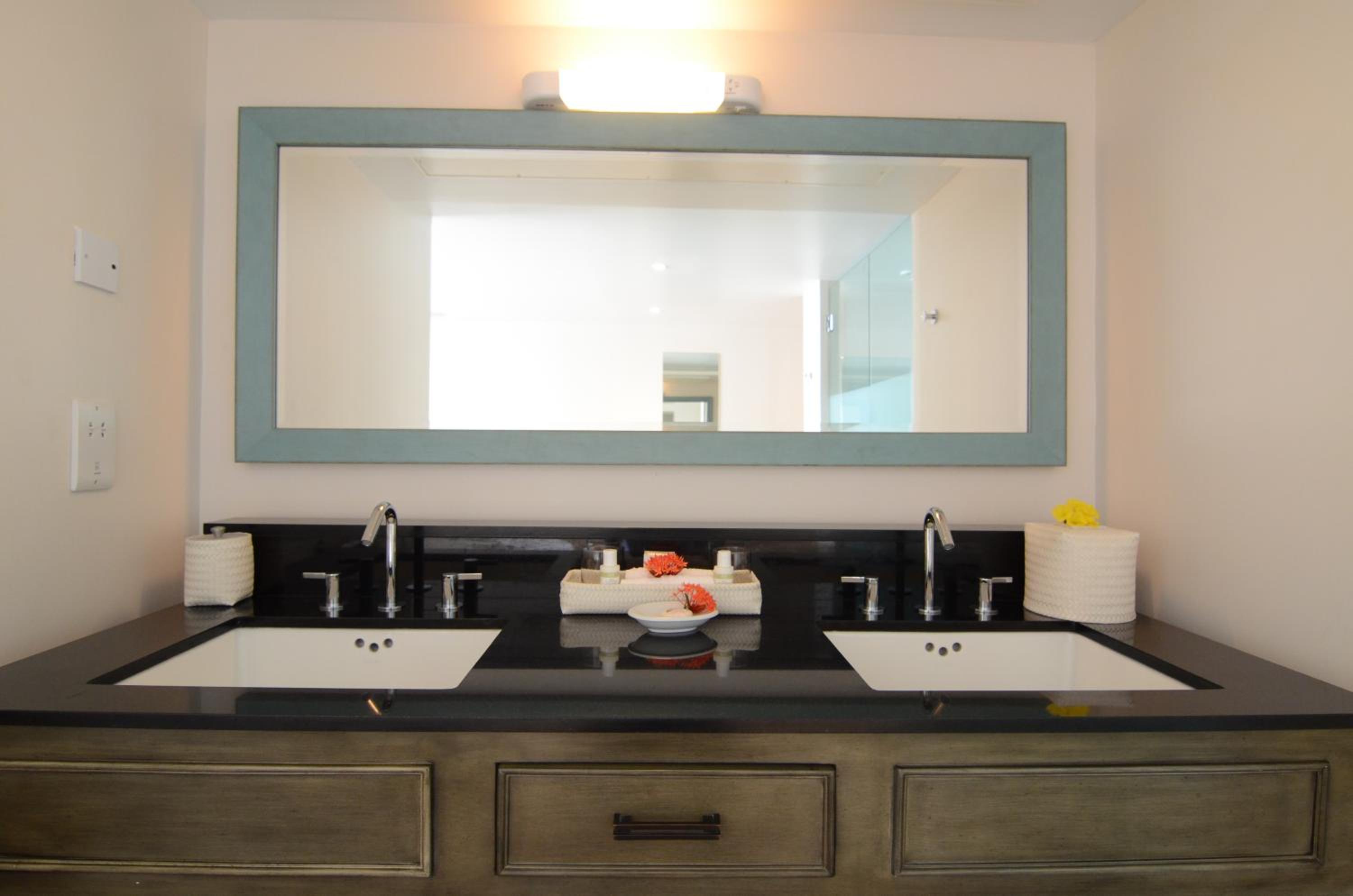Studio with Terrace and 1 hour daily spa treatment photo 3