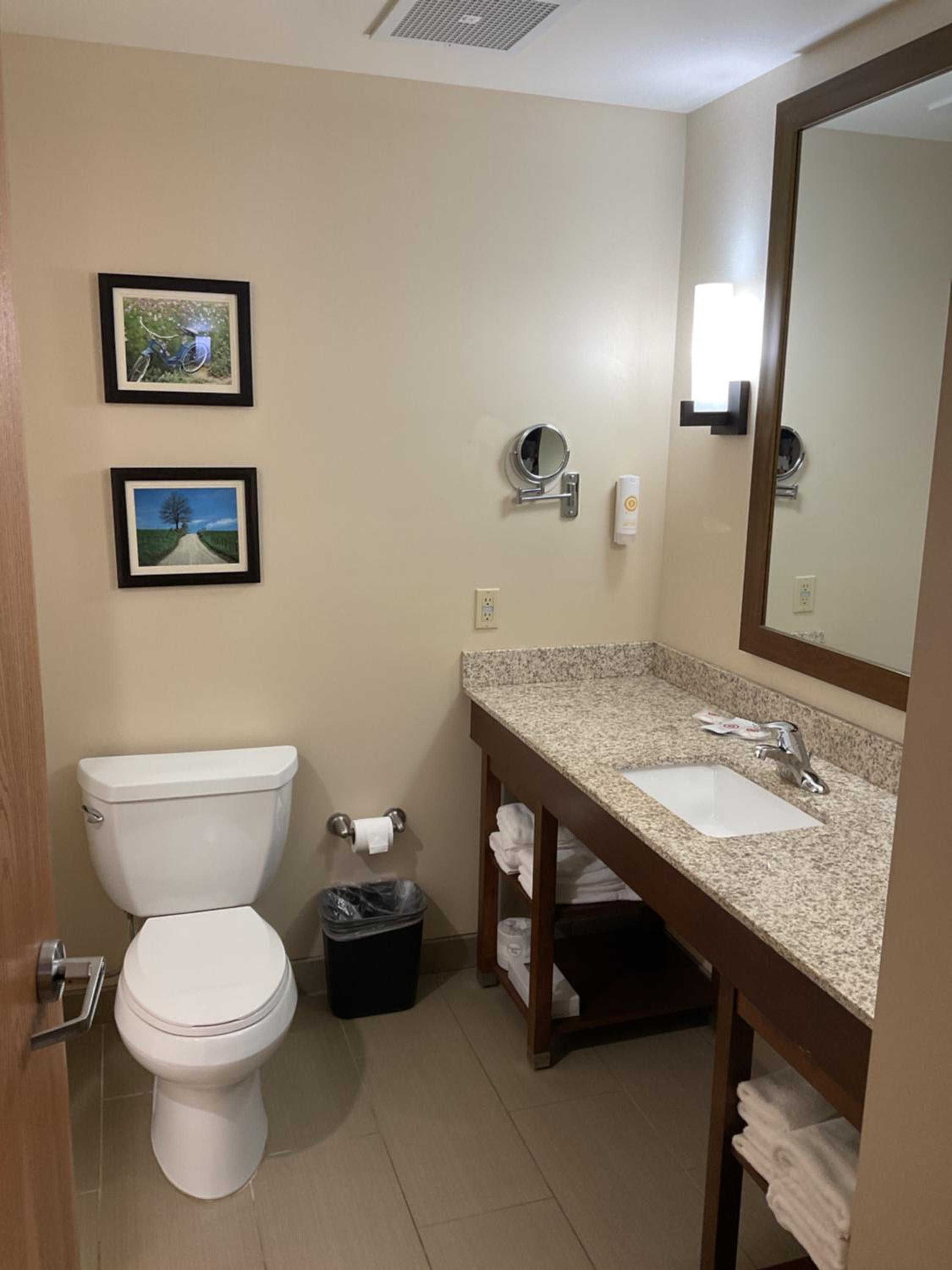 Junior Suite - Non-Smoking - Photo 1