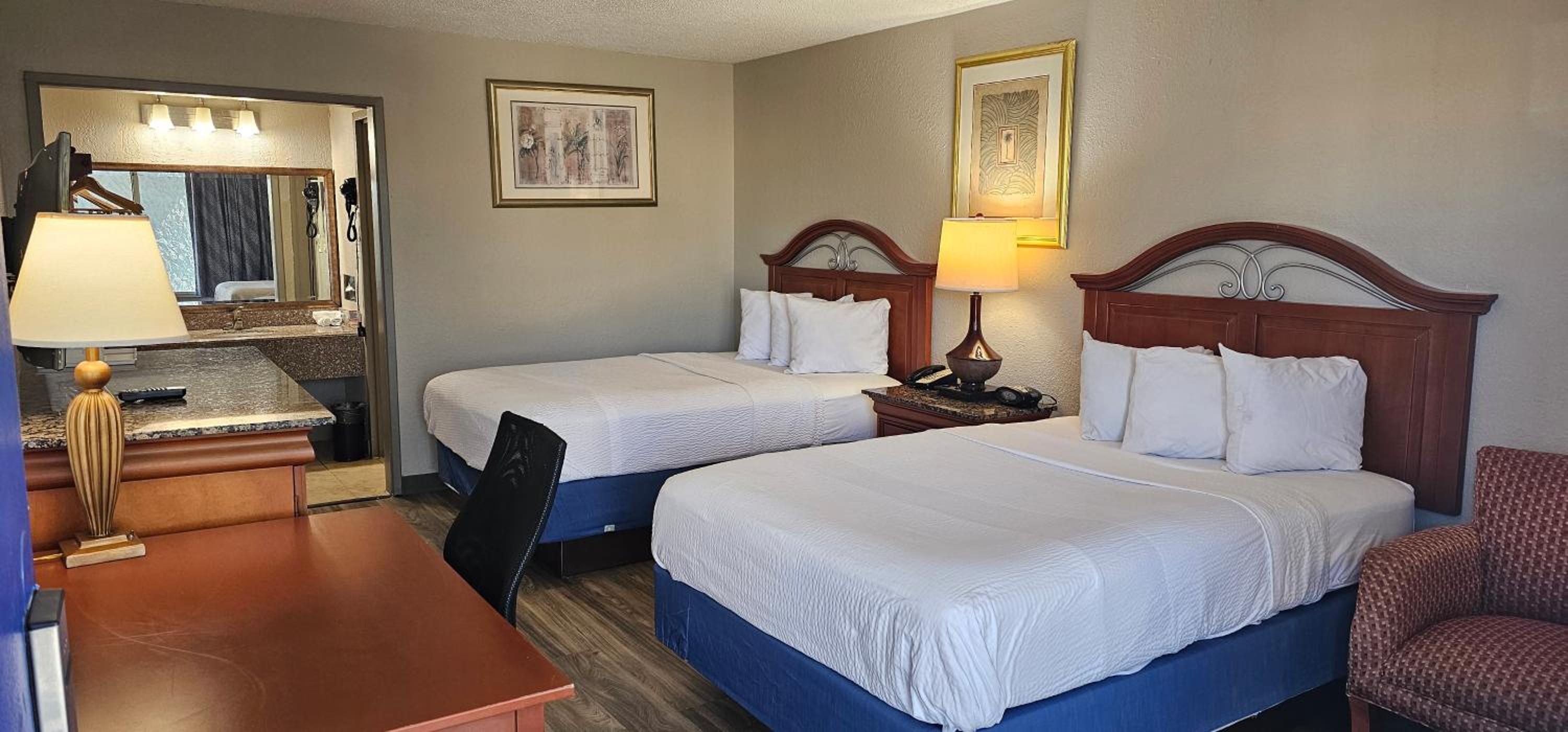 Double Room with Two Double Beds - Non-Smoking