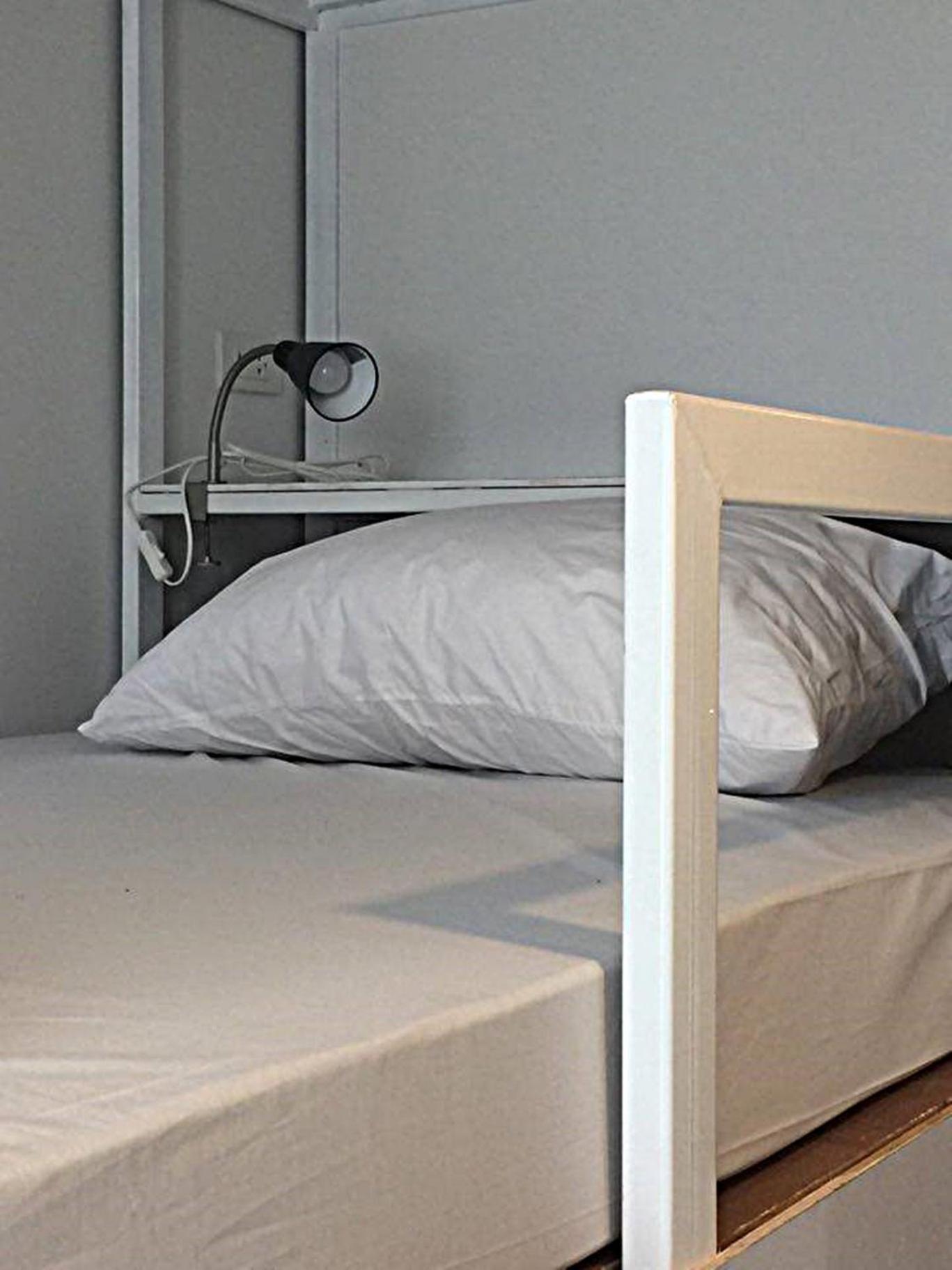 Bed in 4-Bed Male Dormitory Room photo 3