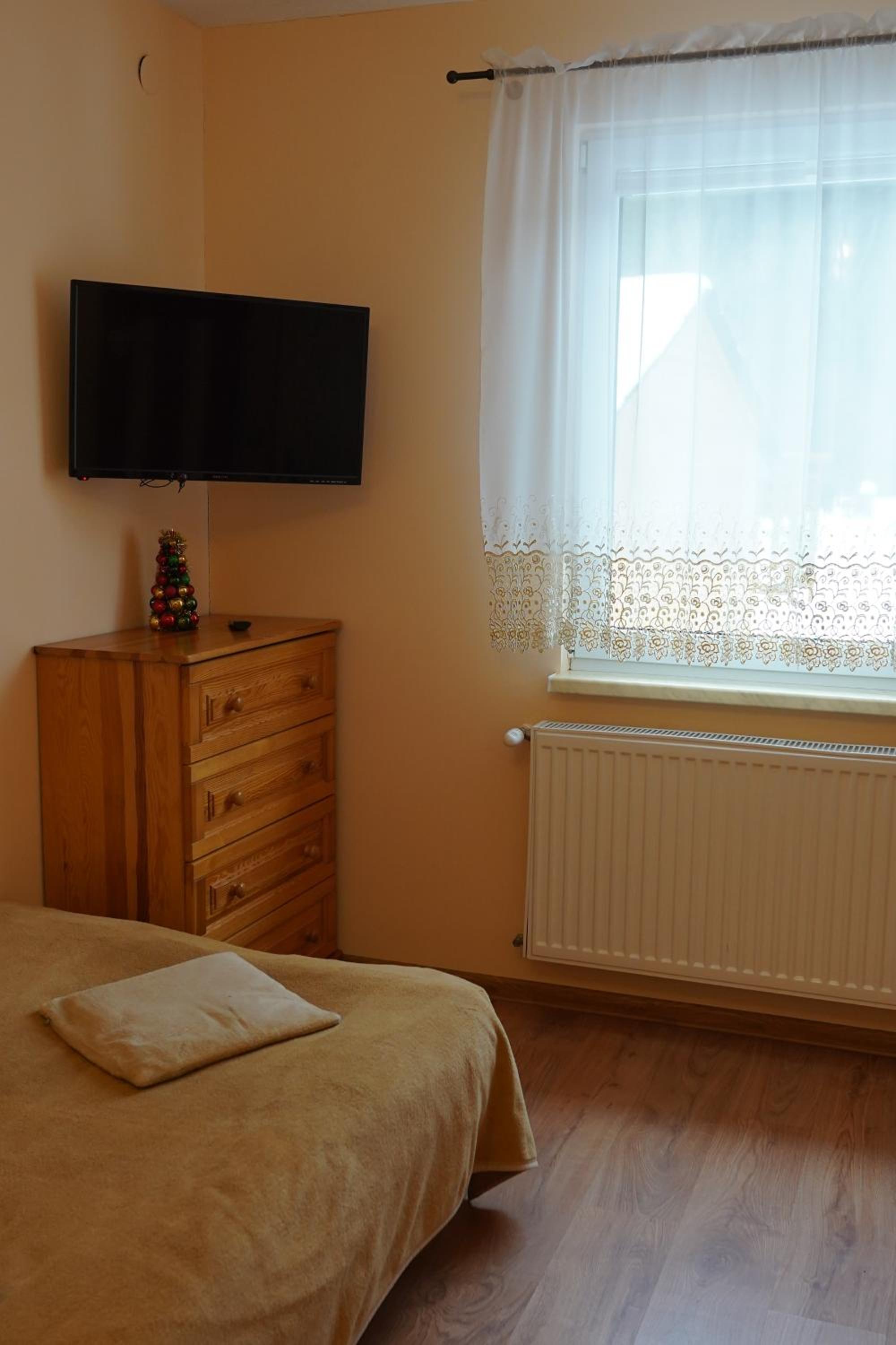 Triple Room with Private Bathroom photo 2