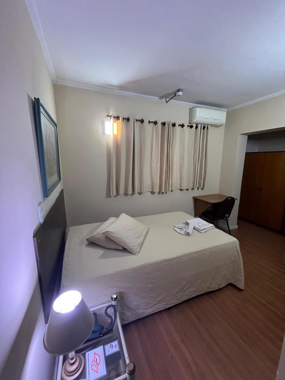 Large Single Room photo 1