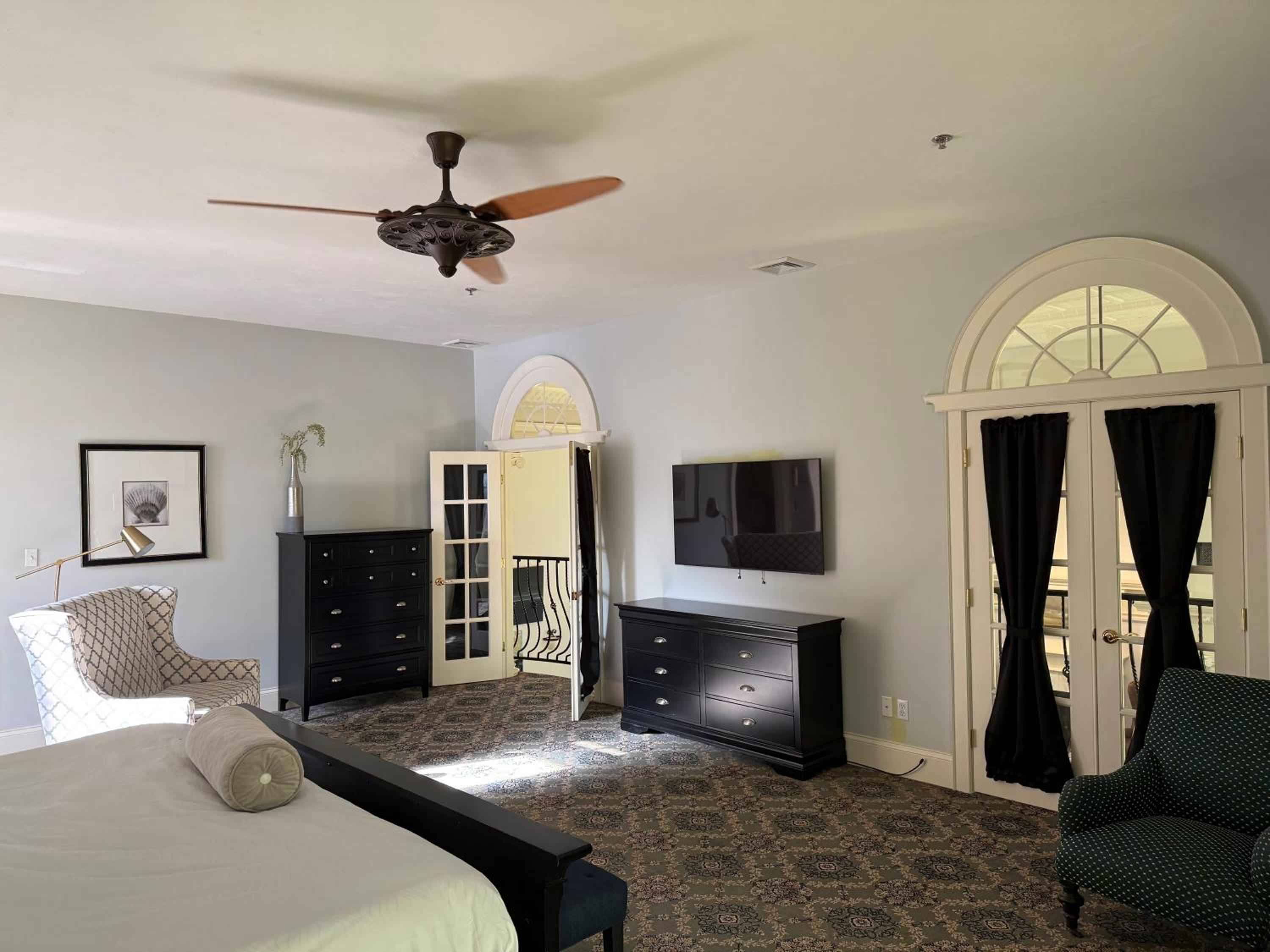 Large Single Room