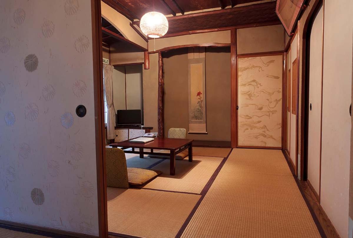 "Kiri#2" with Shared Bathroom