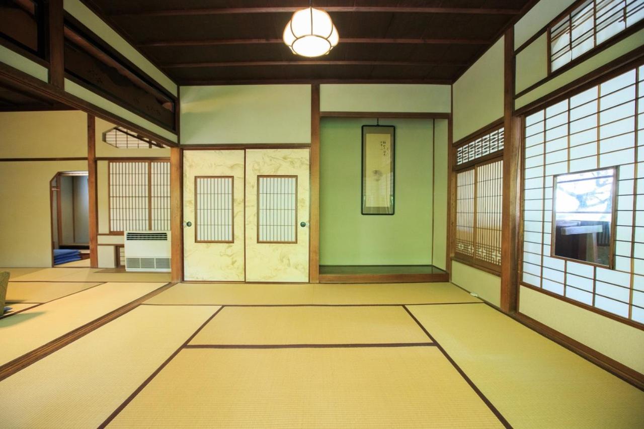"Matsu#2" with Shared Bathroom