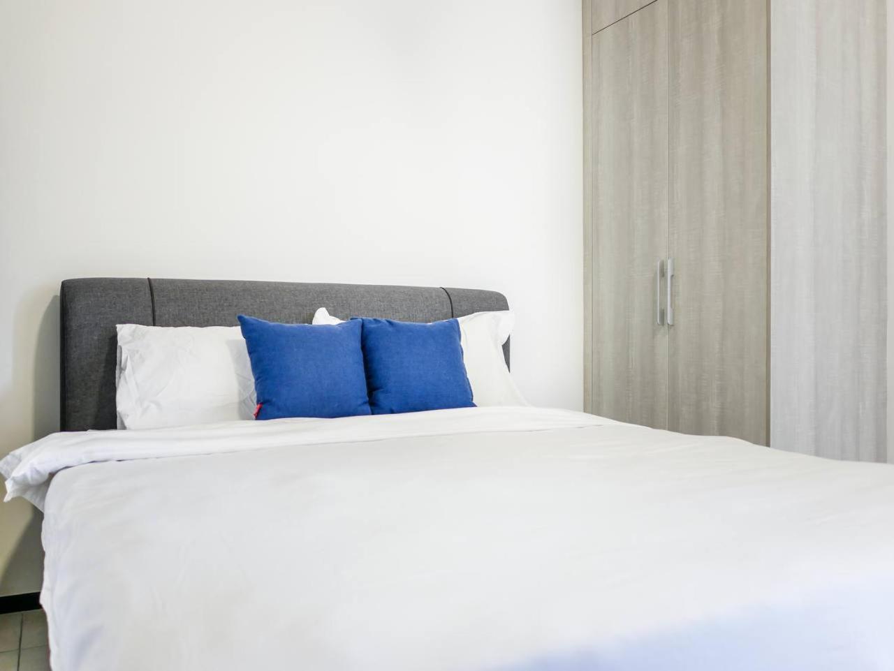 Three-Bedroom Apartment with Sea View