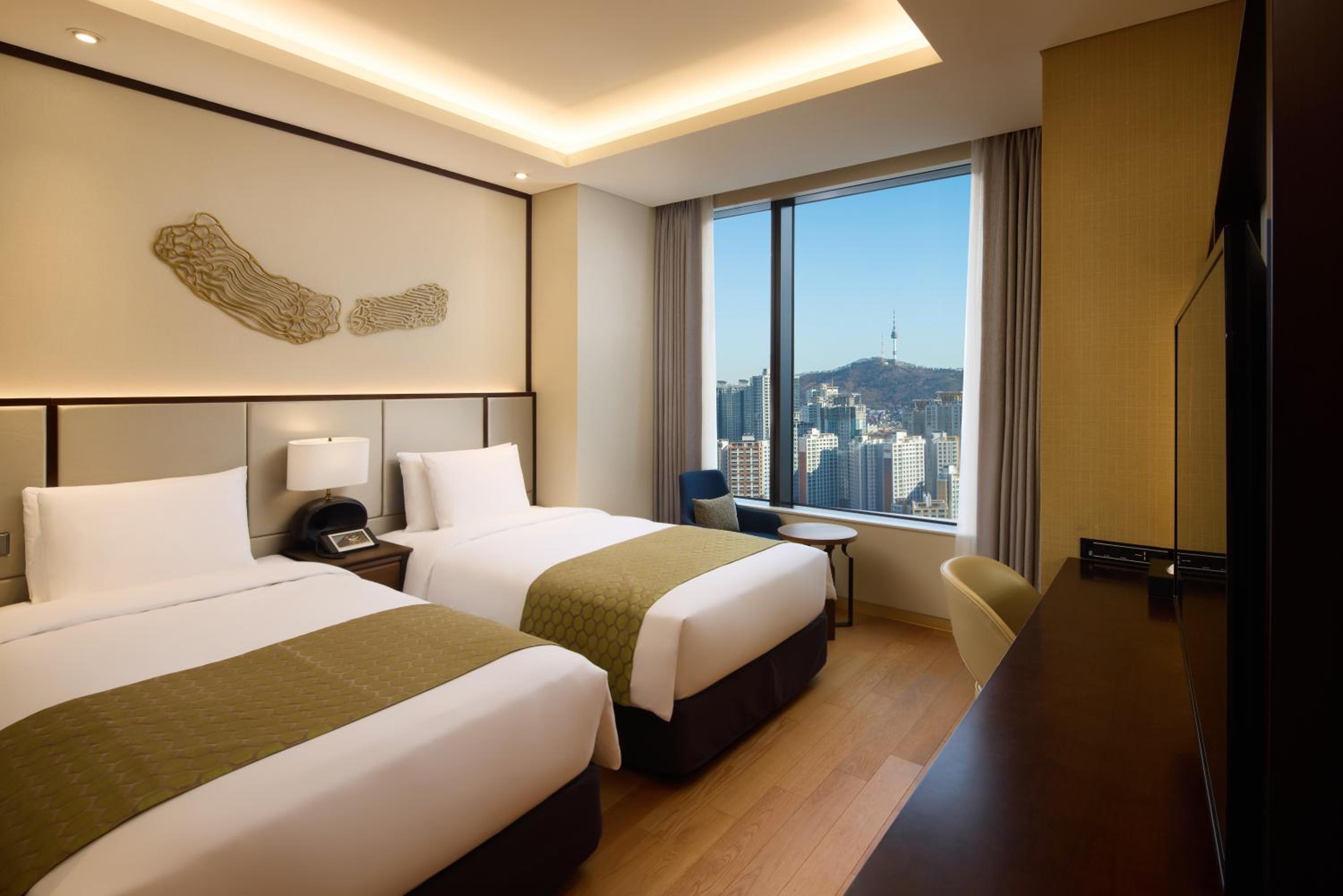 Junior Suite with Two Single Beds photo 2