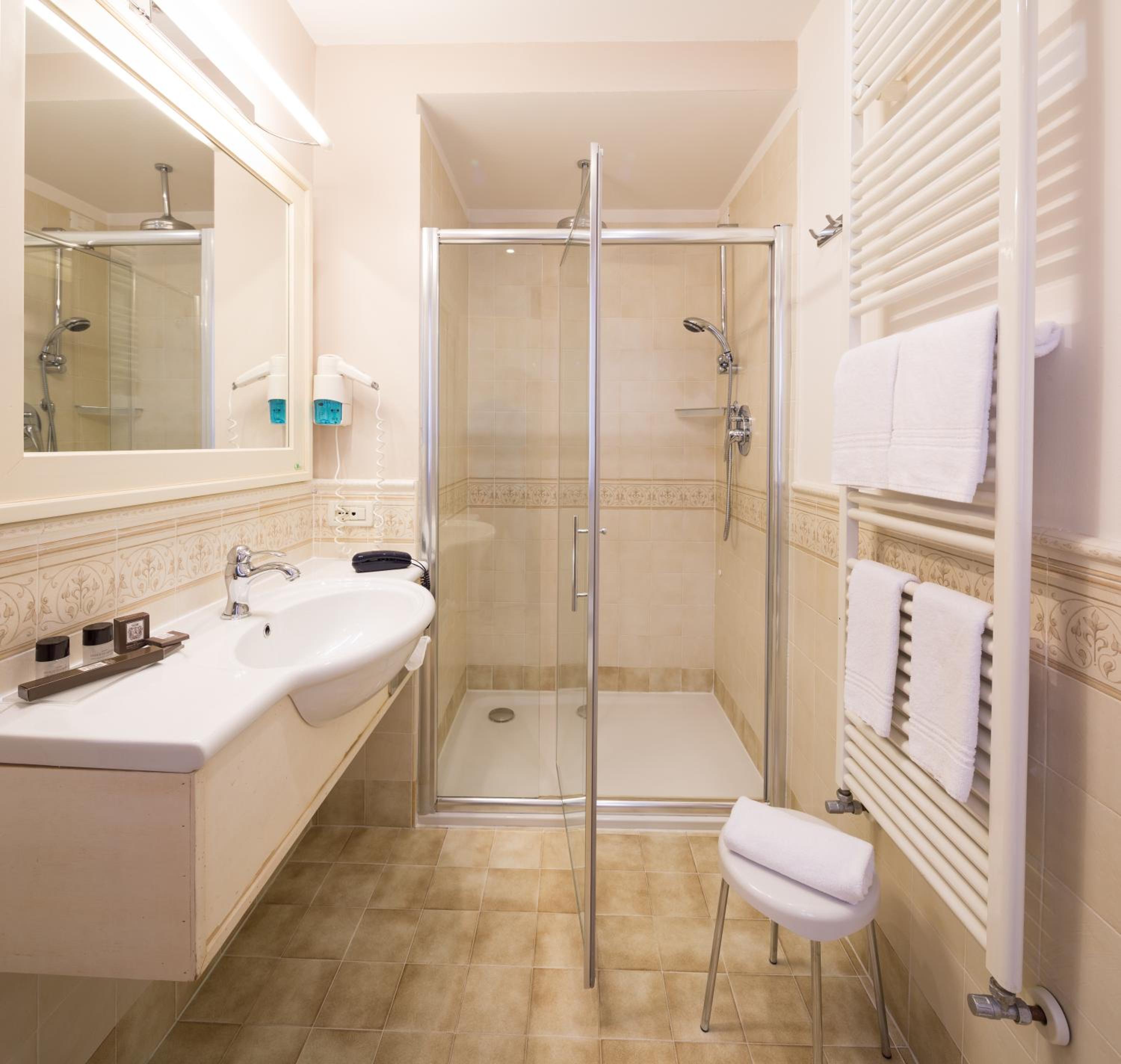 Superior Double Room - Photo 4