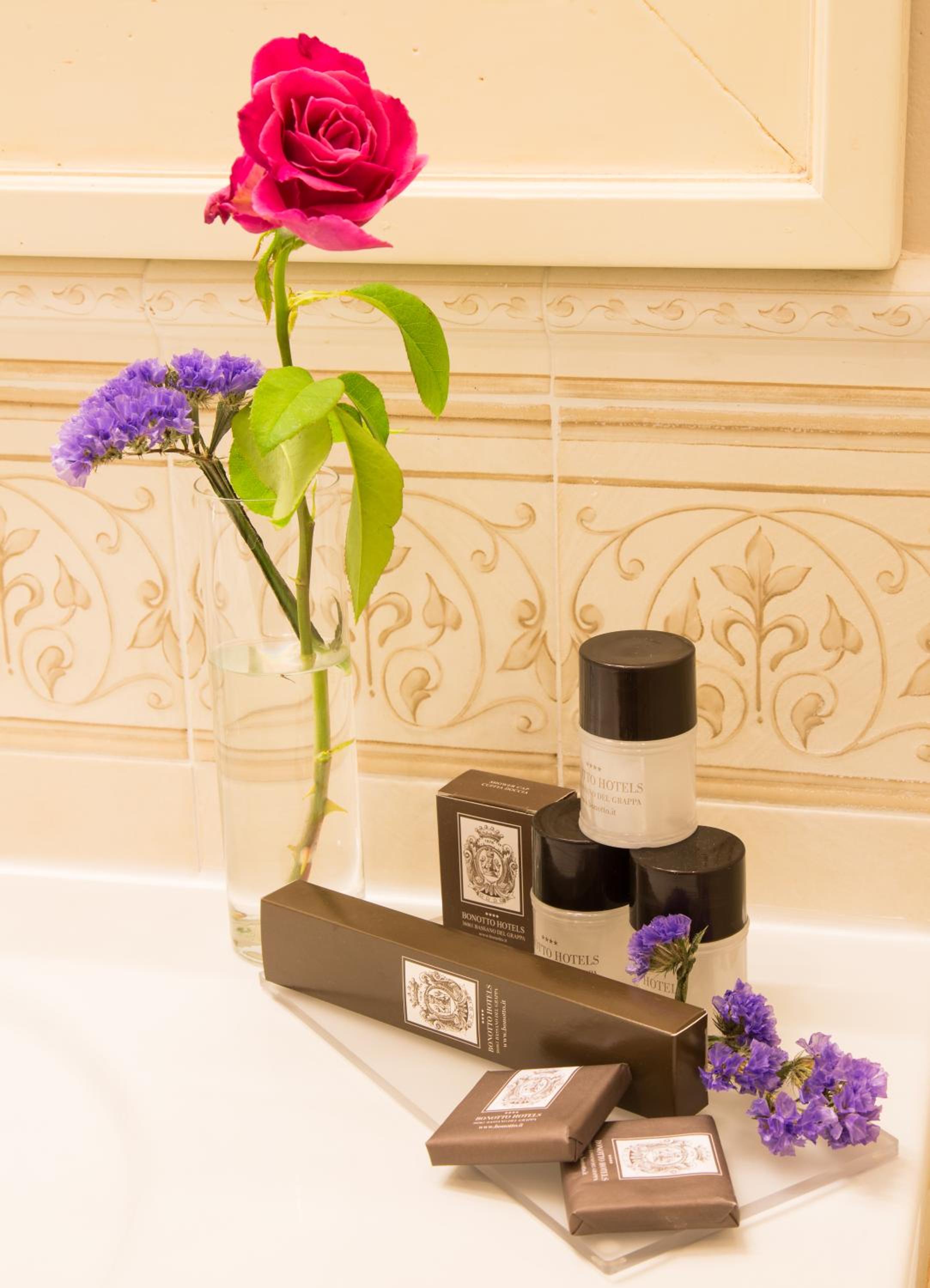Classic Single Room - Photo 2