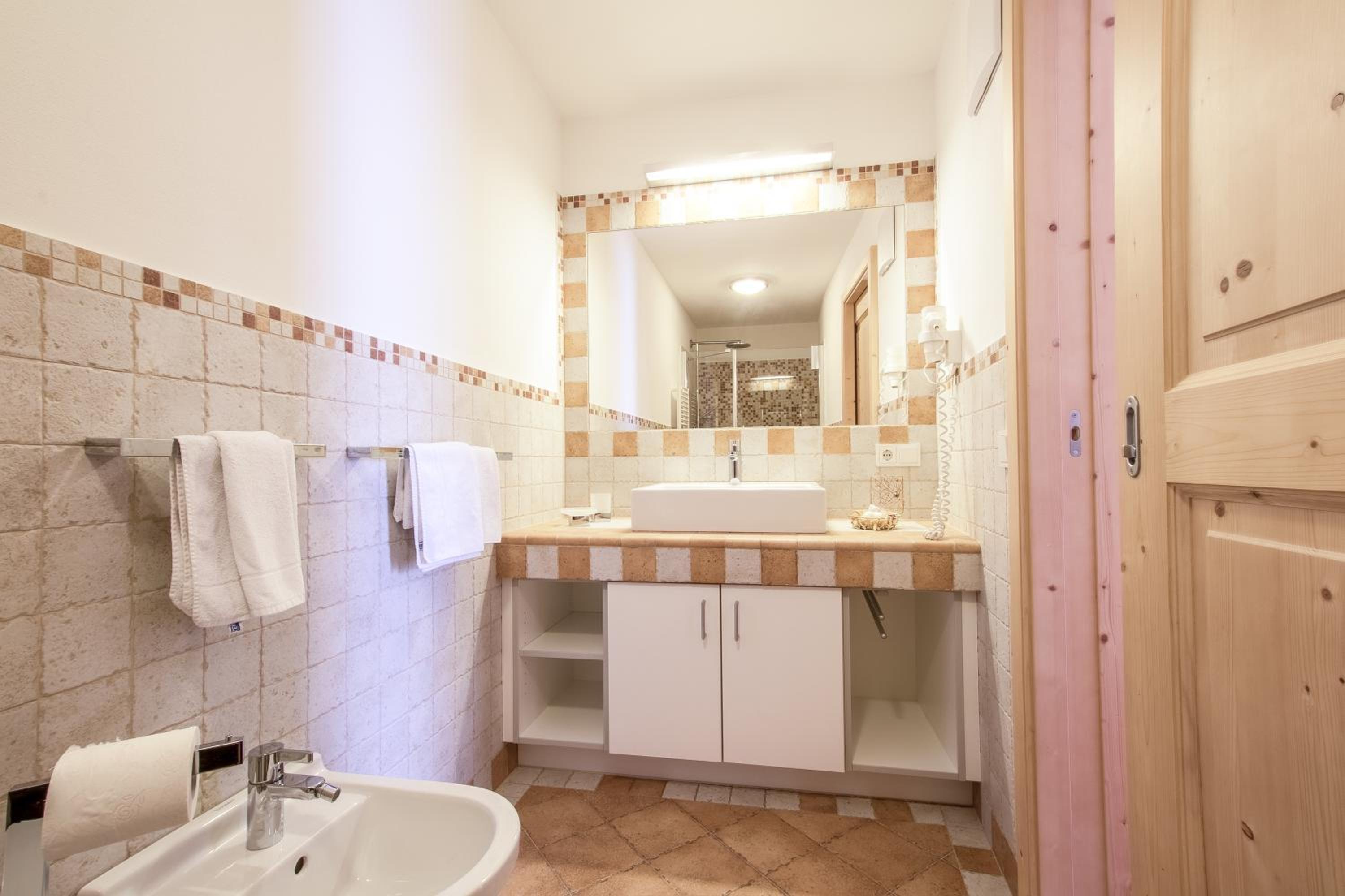 Apartment with Terrace photo 3