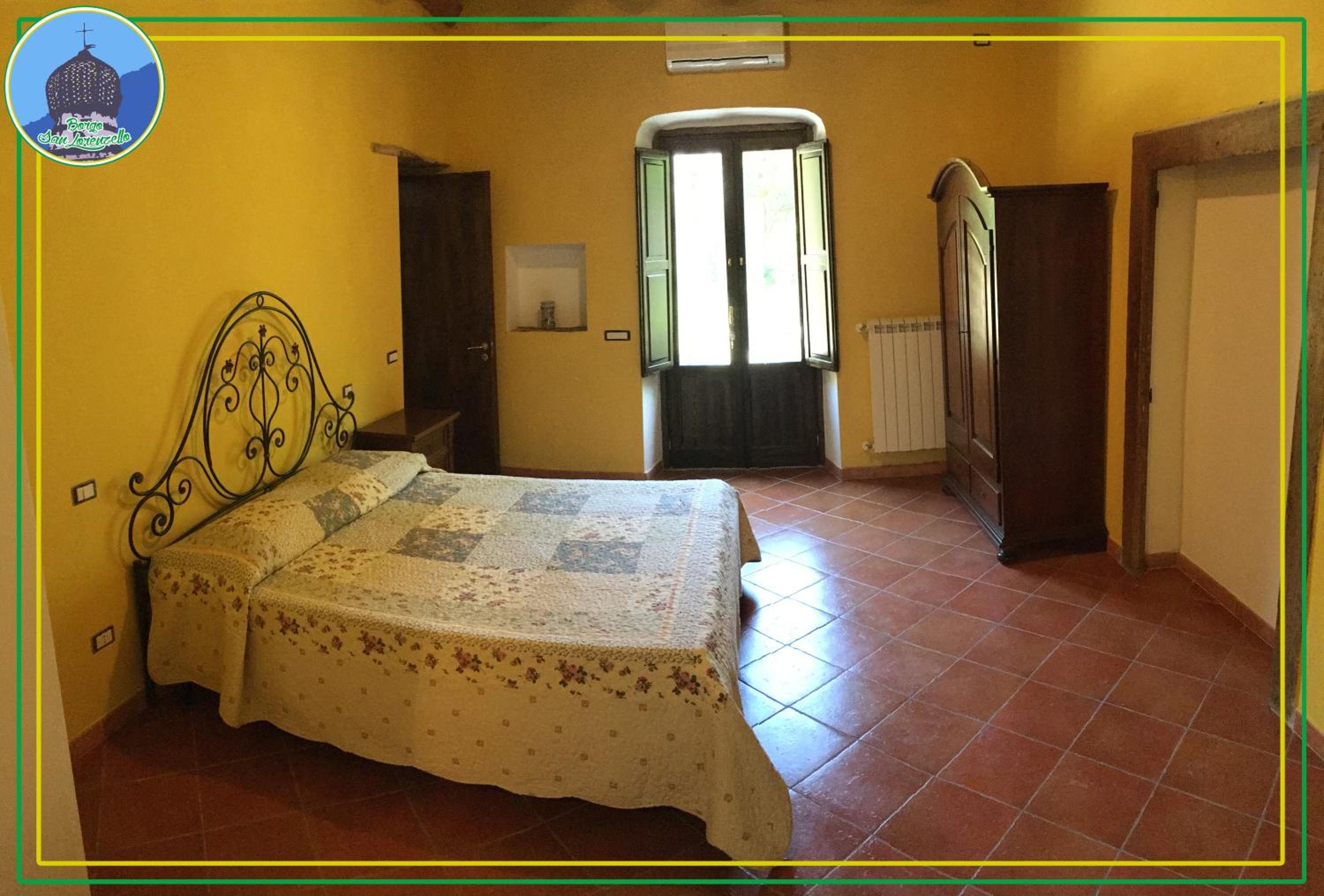 Triple Room with Private Bathroom - Photo 2