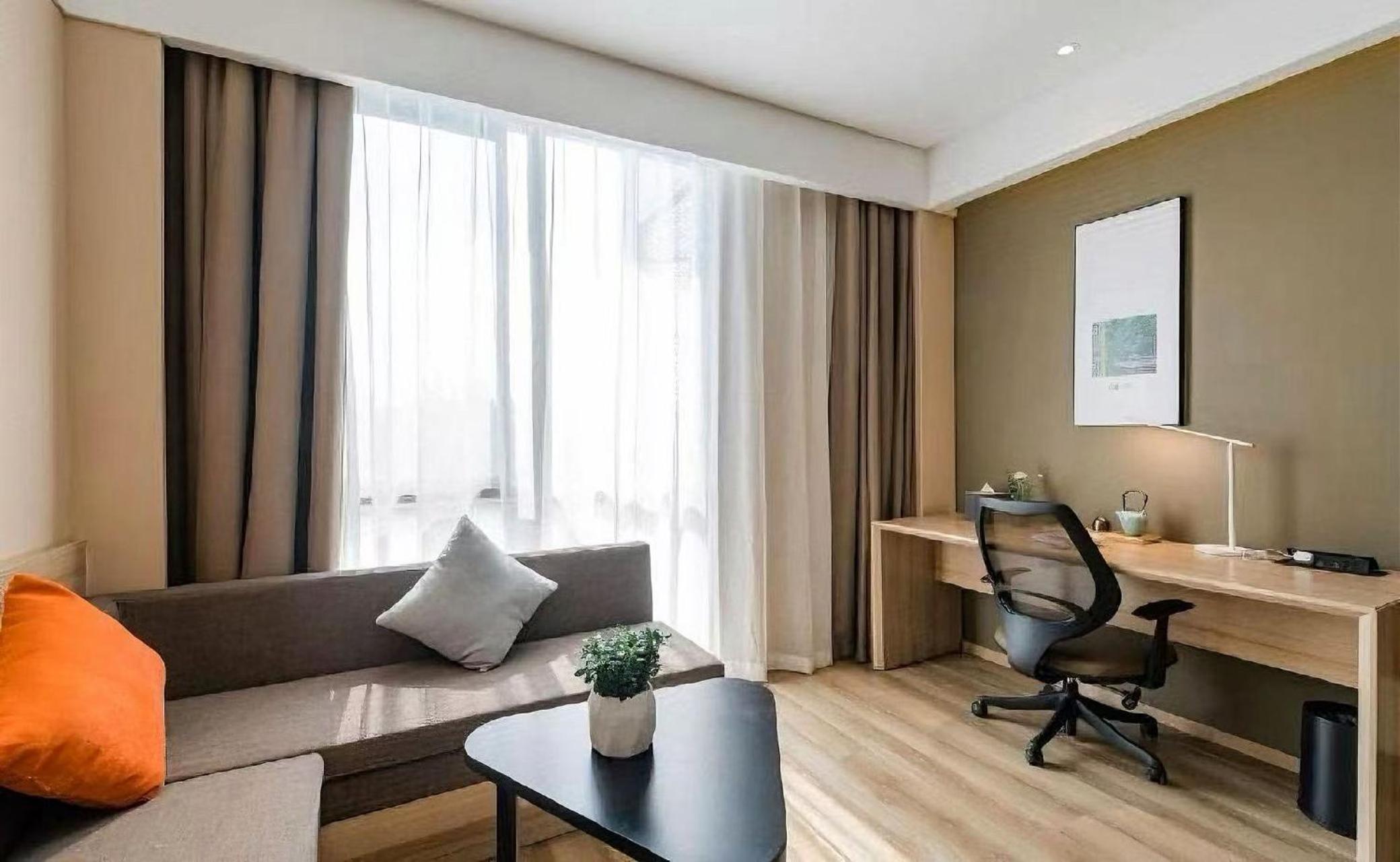 Superior Queen Room