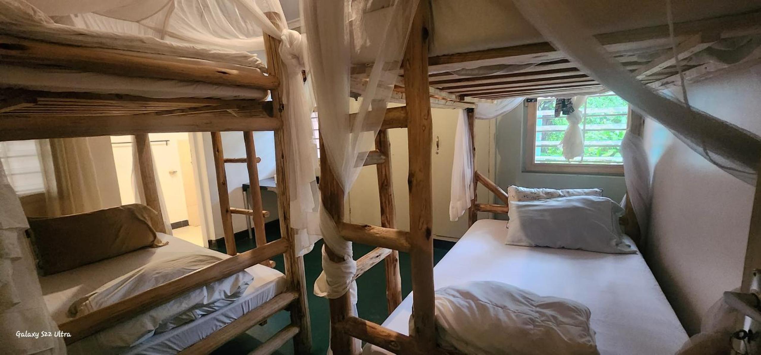 Mixed Dormitory Room