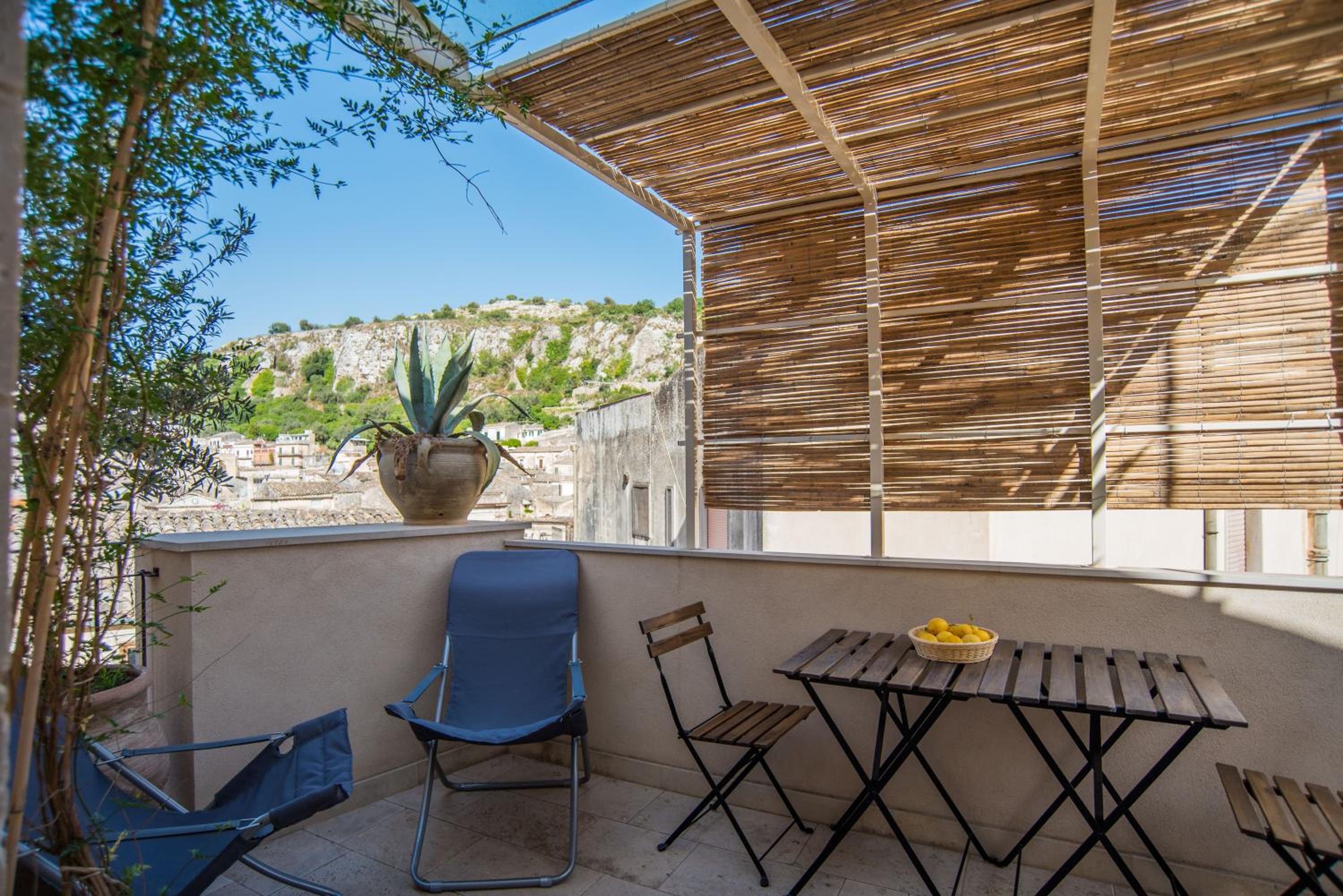 Studio with Terrace photo 3