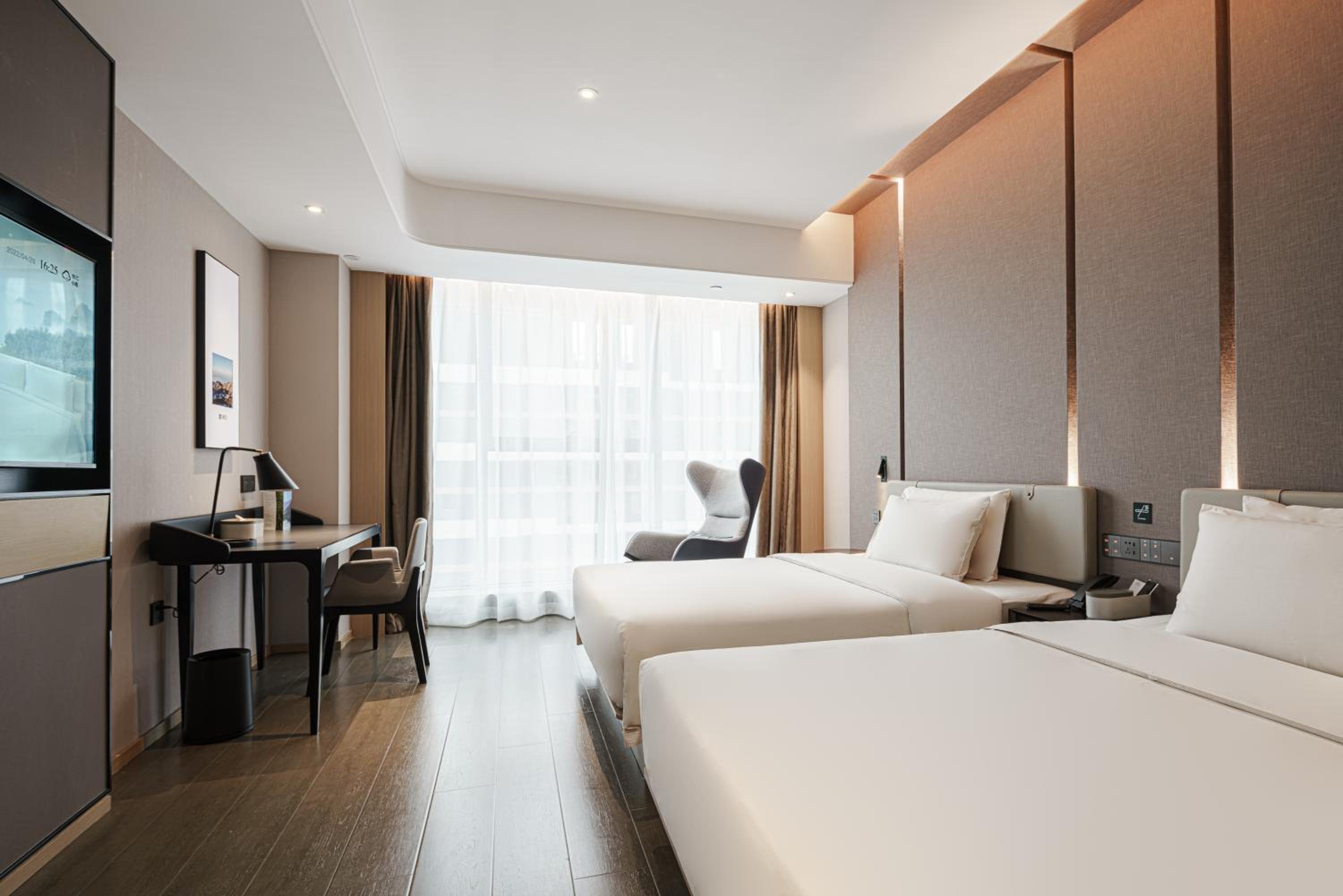 Family Twin Room
