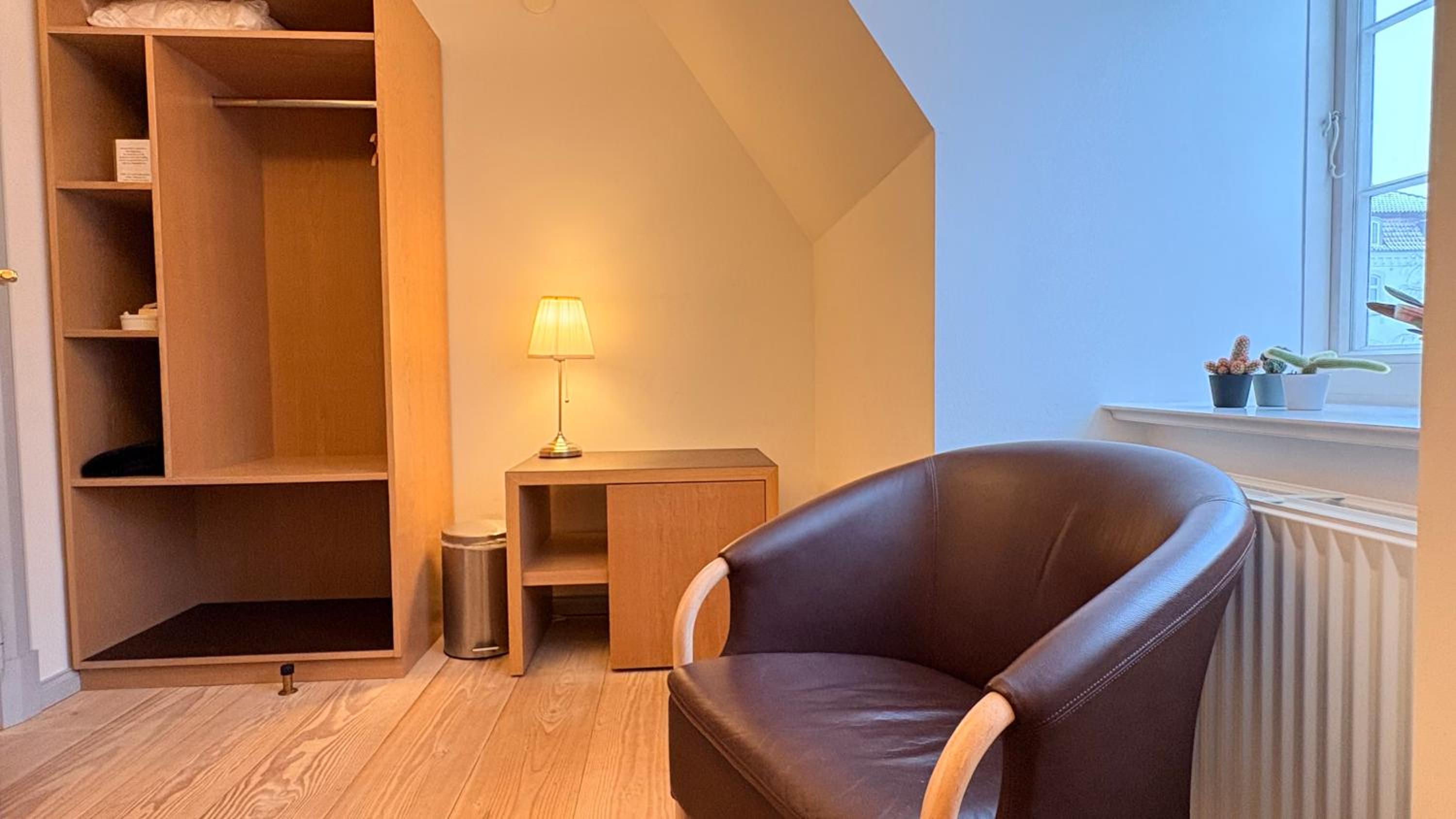 Economy Single Room - Non-Smoking