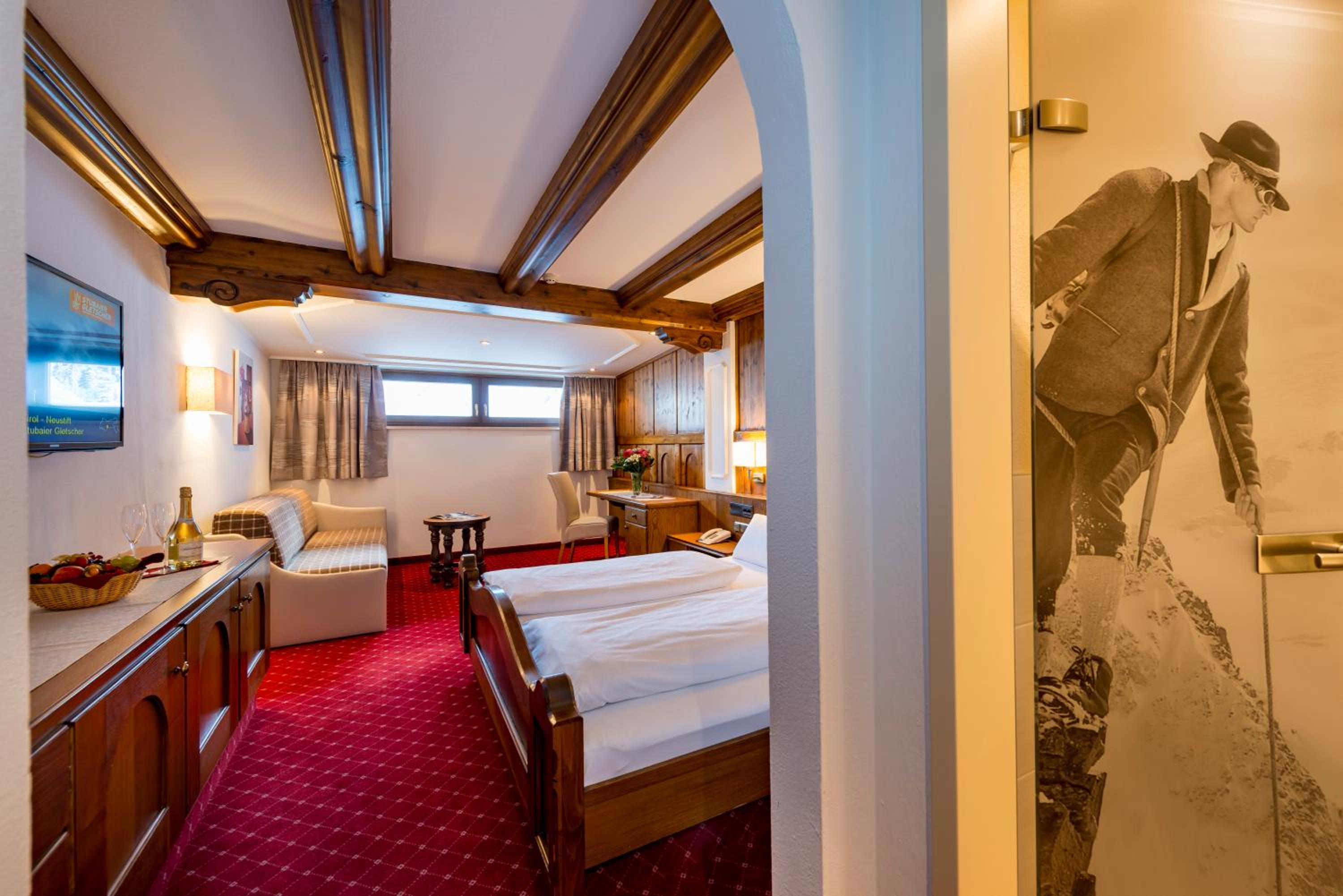 Double Room - Non-Smoking  photo 3