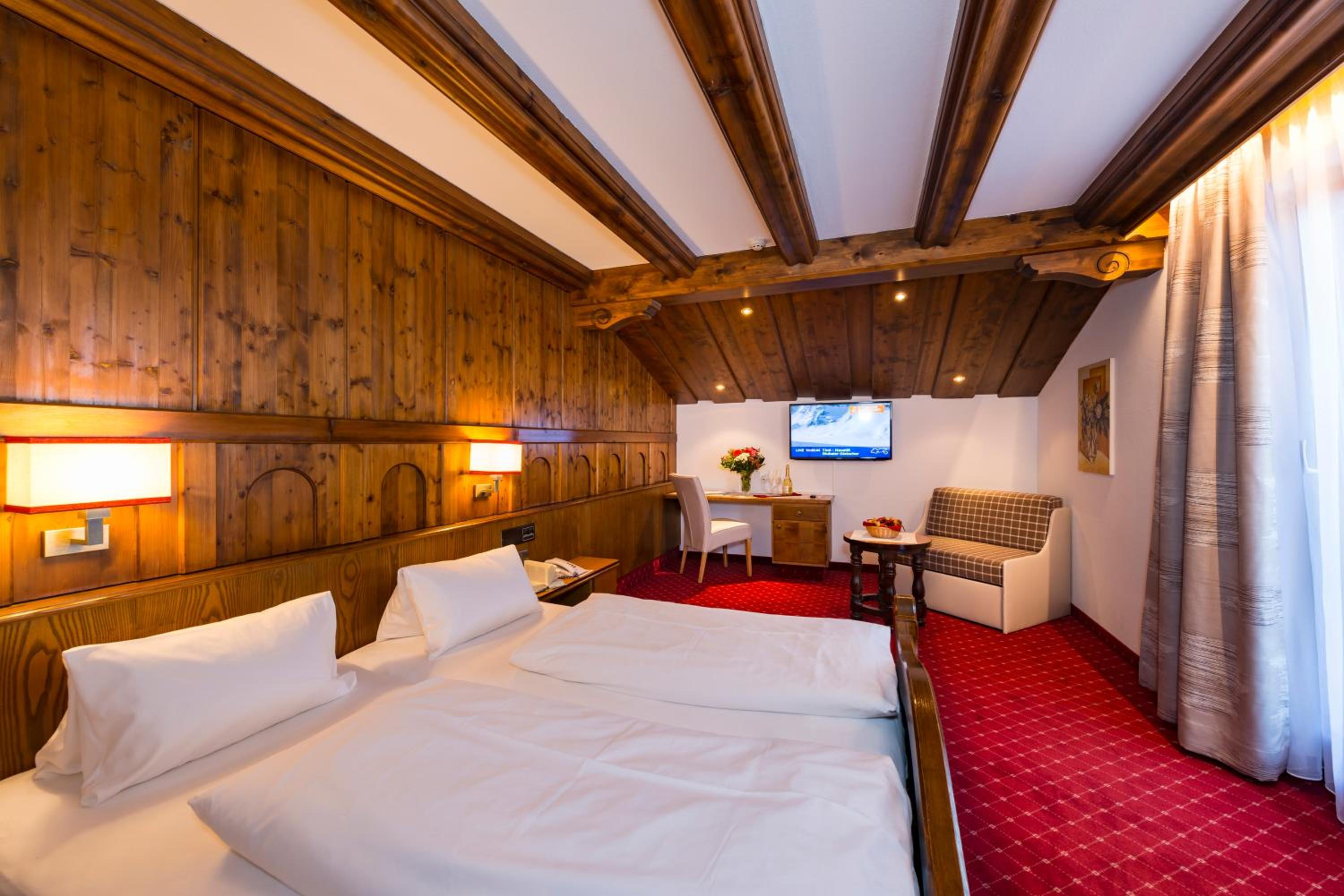 Double Room - Non-Smoking  photo 2