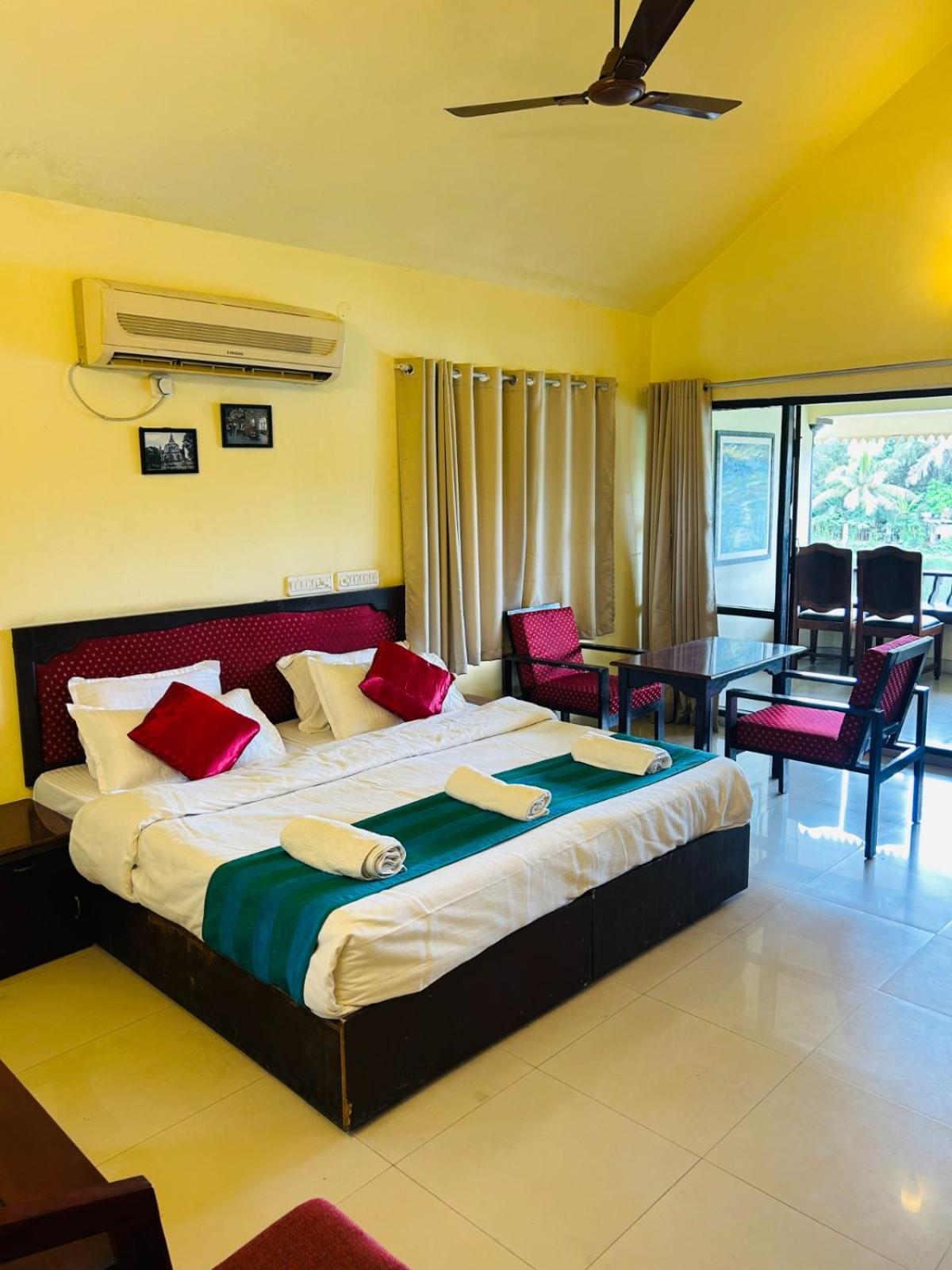 Suite with Balcony photo 3