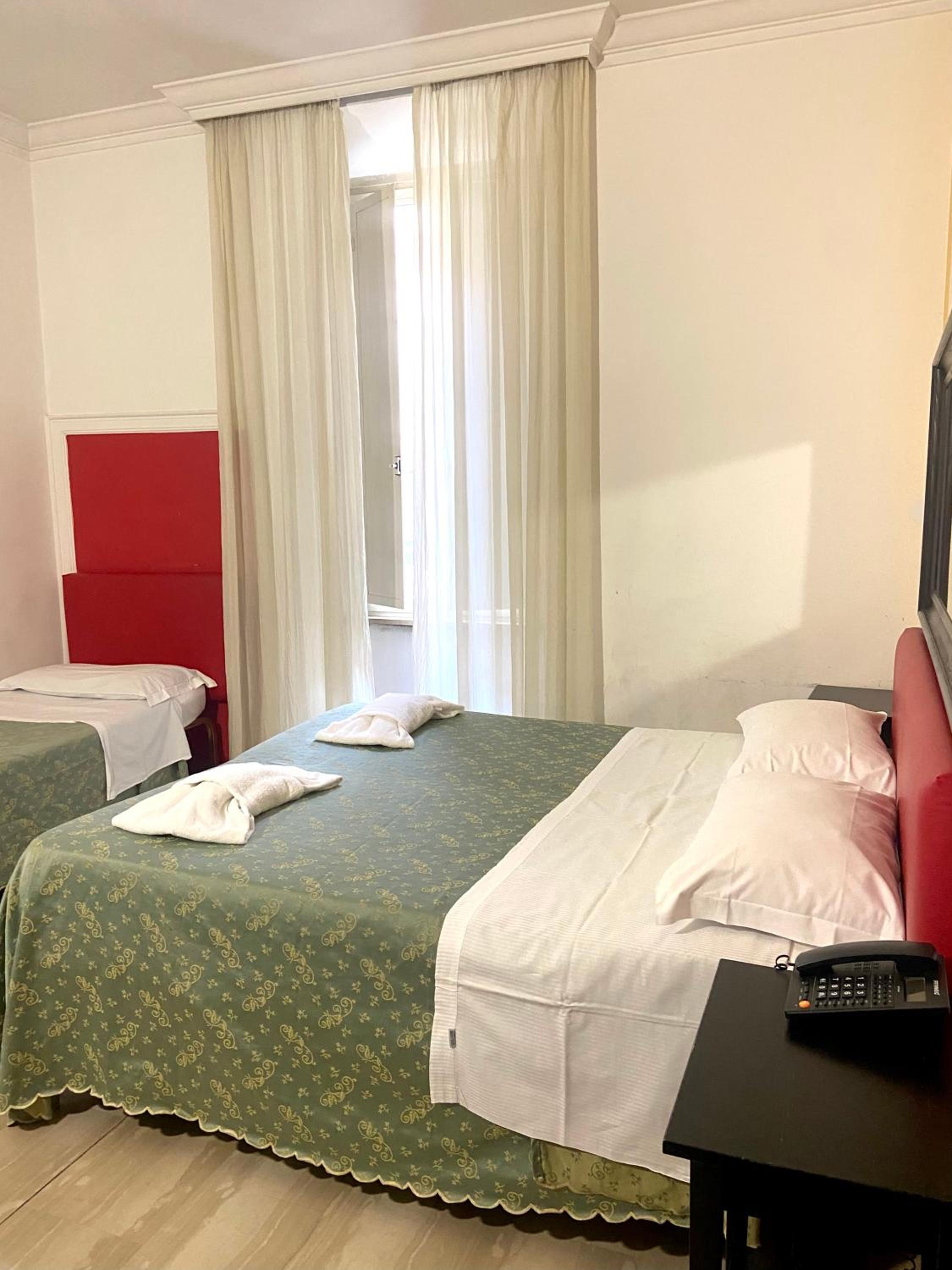 Triple Room with Balcony photo 1