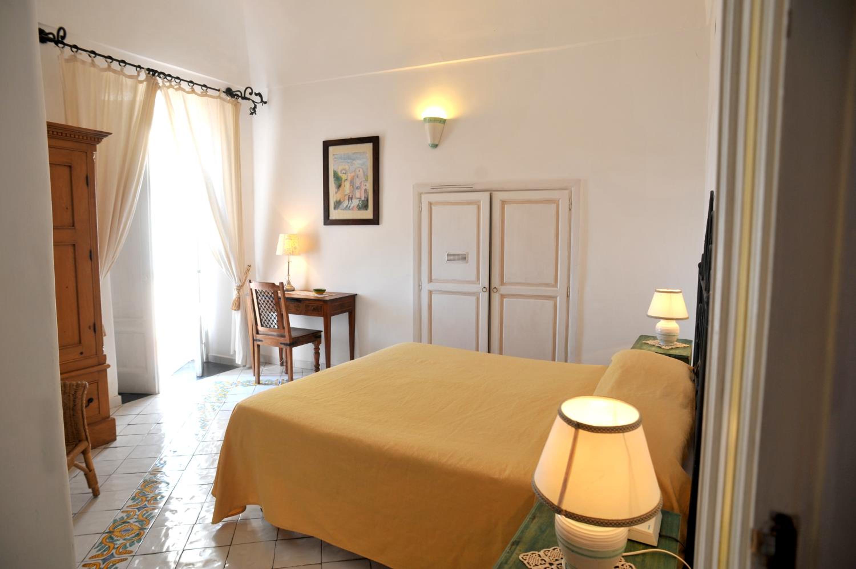 Double or Twin Room with Sea View