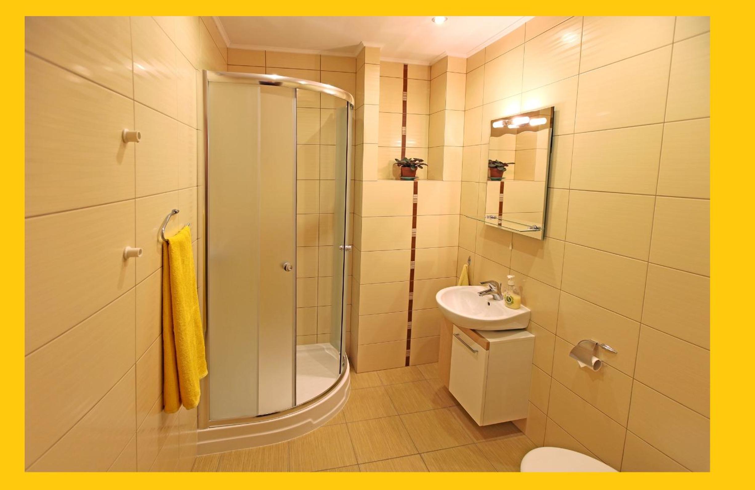 Quadruple Room - Photo 3