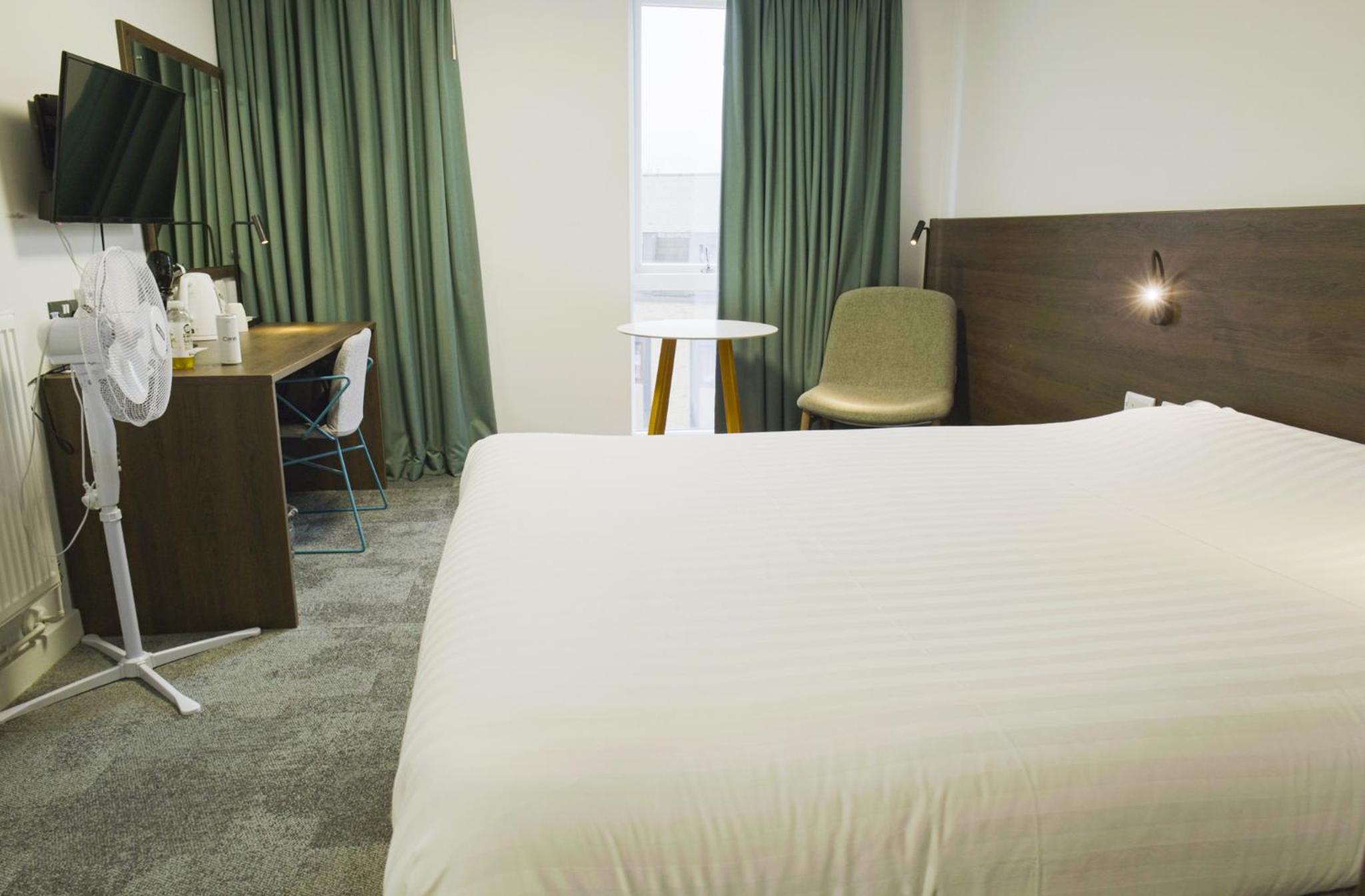 Double Room - Disability Access - Photo 1
