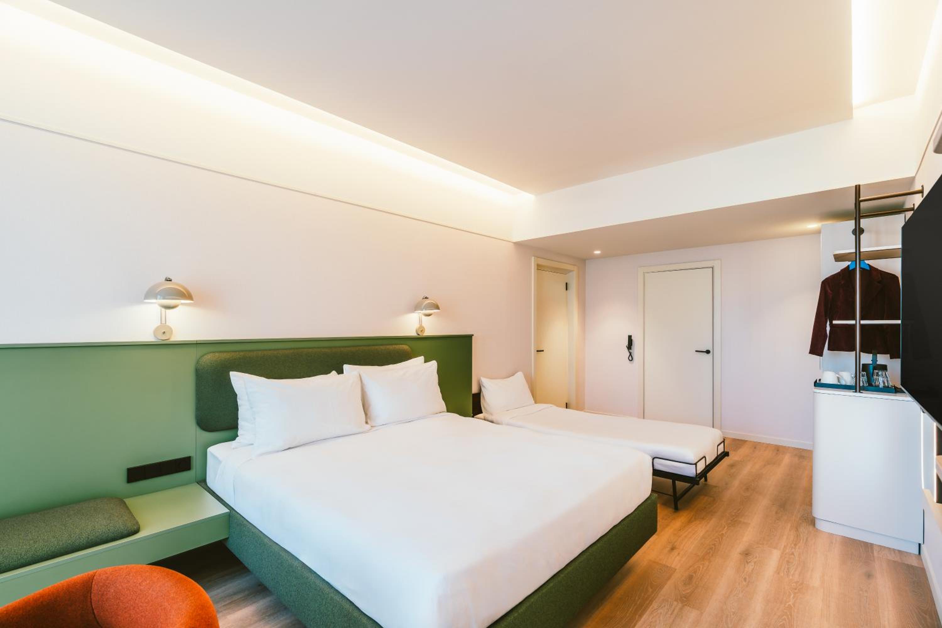 Triple Room