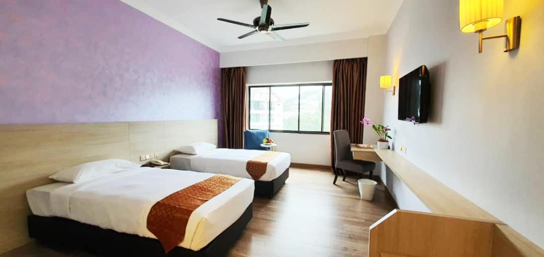 Superior Premium Room with Two Single Beds - Photo 2