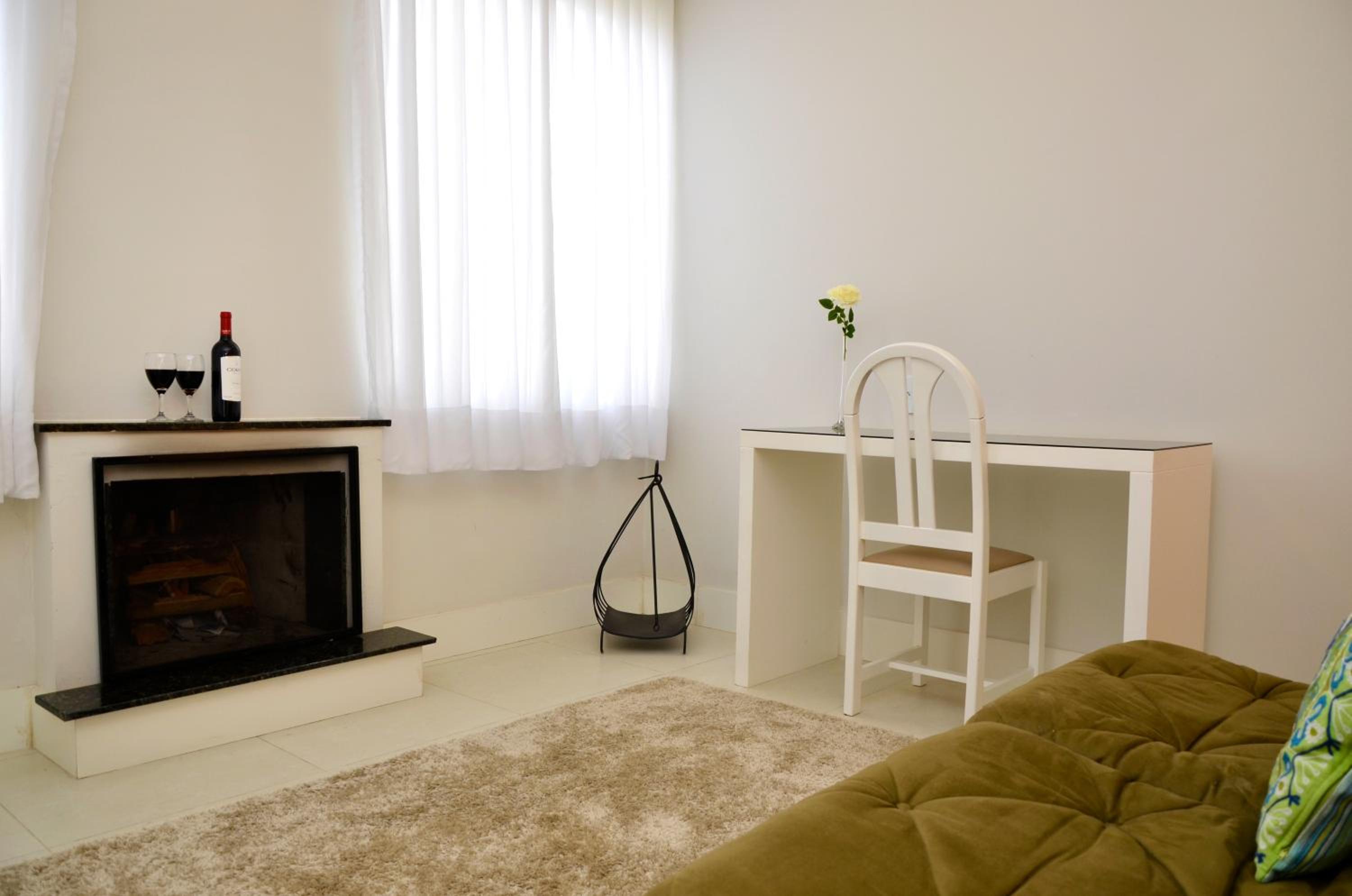 Deluxe Suite with Spa Bath