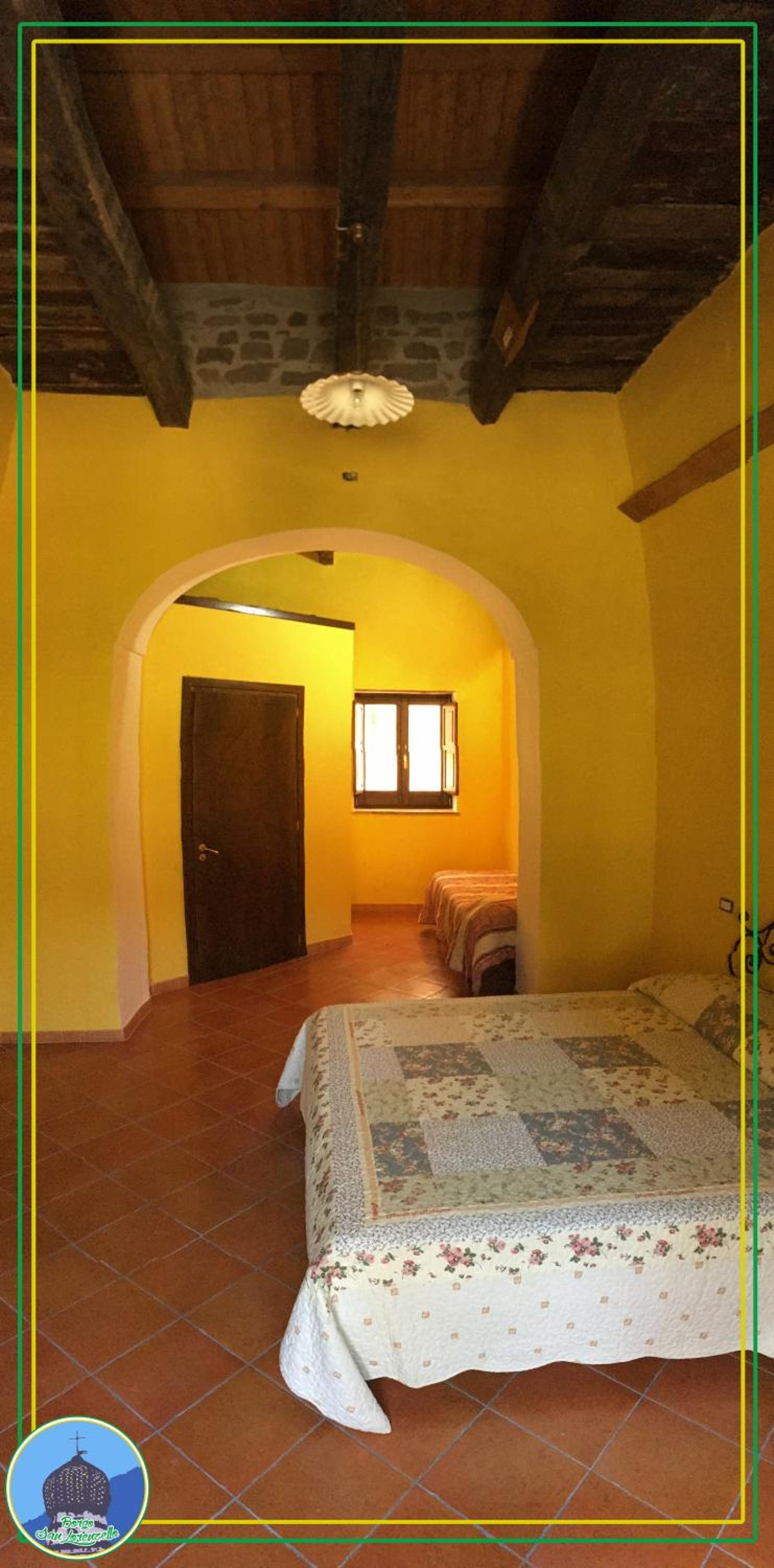 Triple Room with Private Bathroom - Photo 1