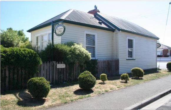 The Corner Cottage - Photo 7